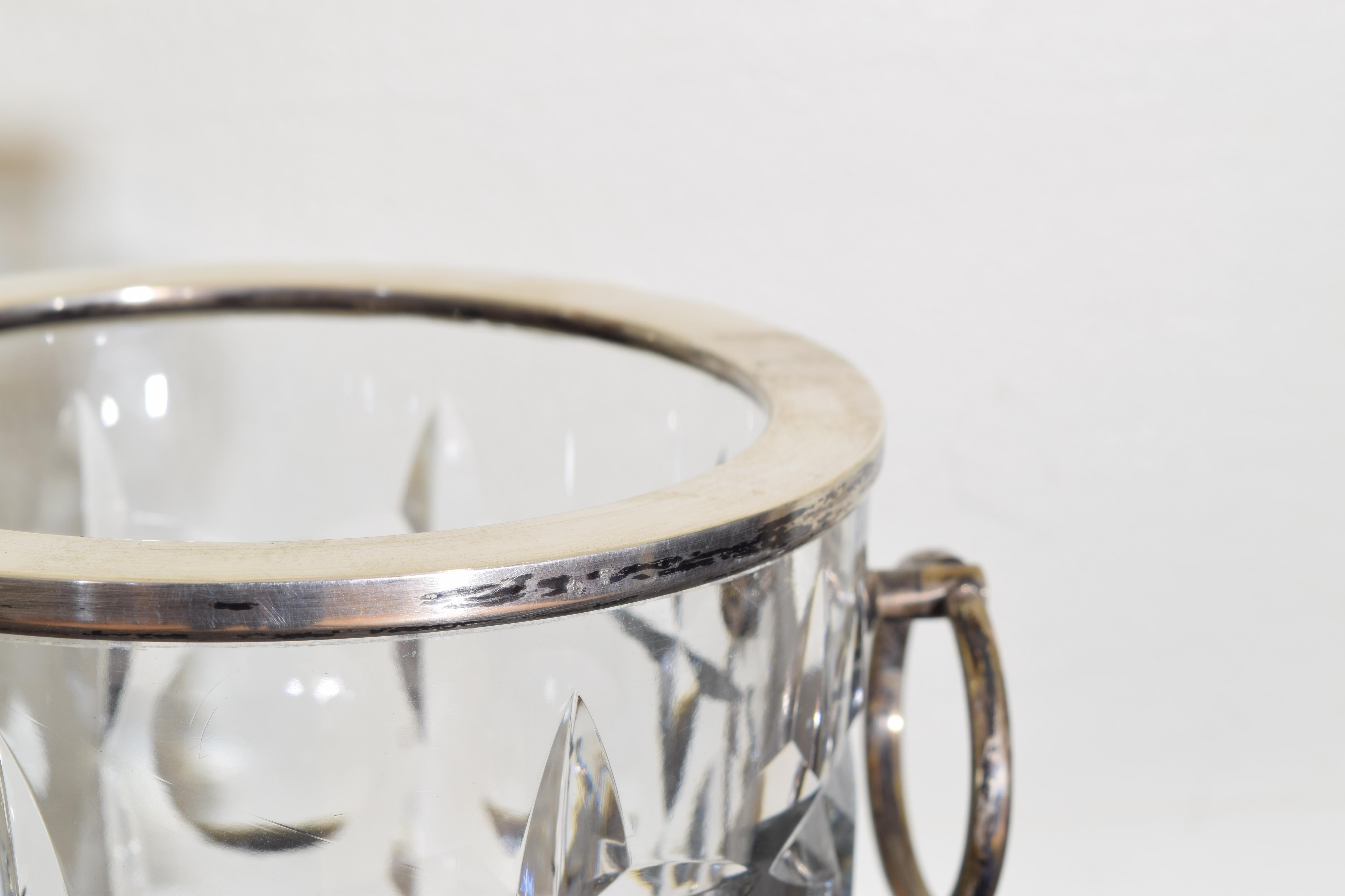 Modernist Cut Crystal and Silver Plated Ice Bucket with Handles In Good Condition For Sale In Atlanta, GA