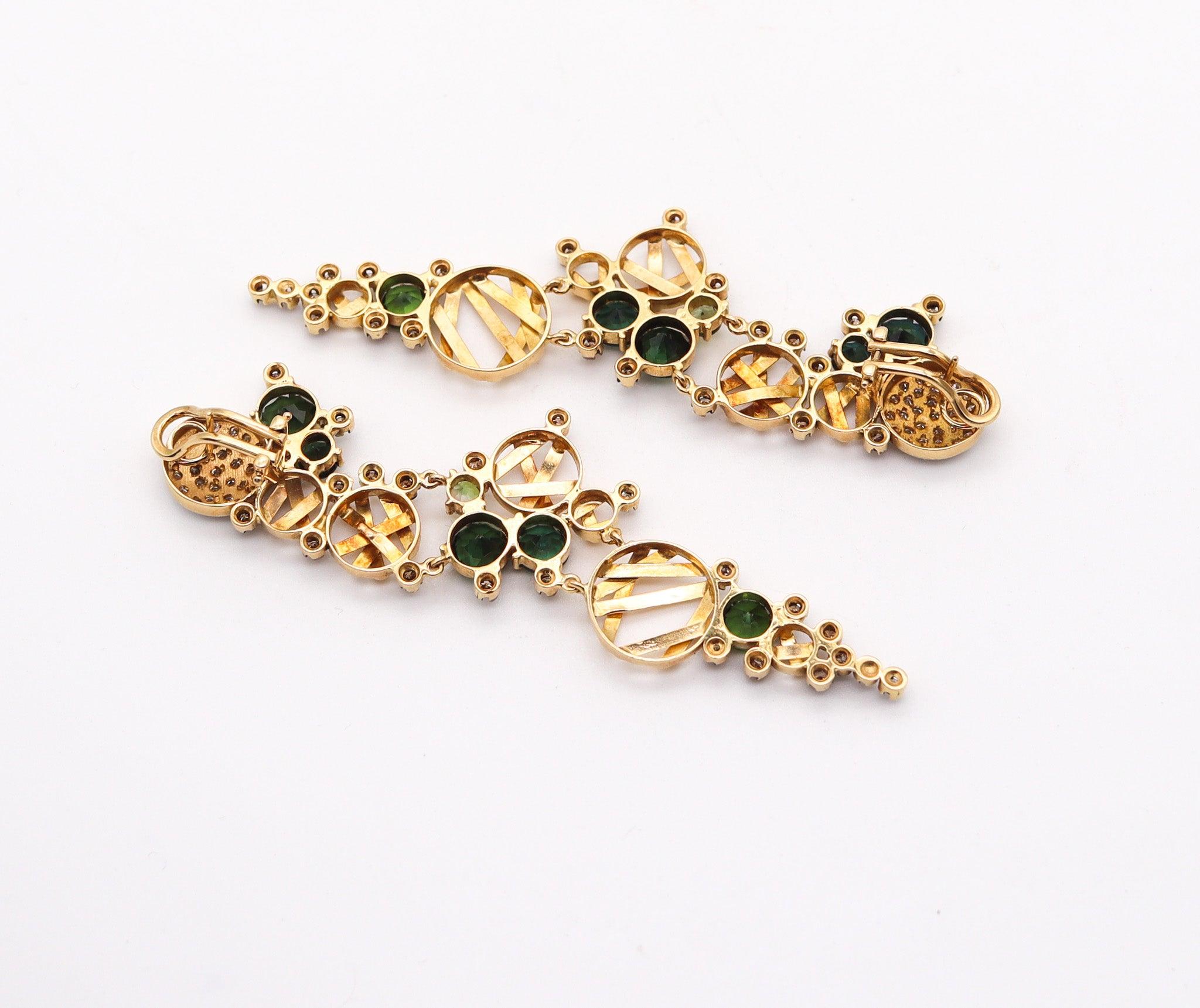 Orecchini pendenti MODERNIST in oro 18Kt e tormaline e diamanti 14,24 Ctw In condizioni ottime in vendita a Miami, FL