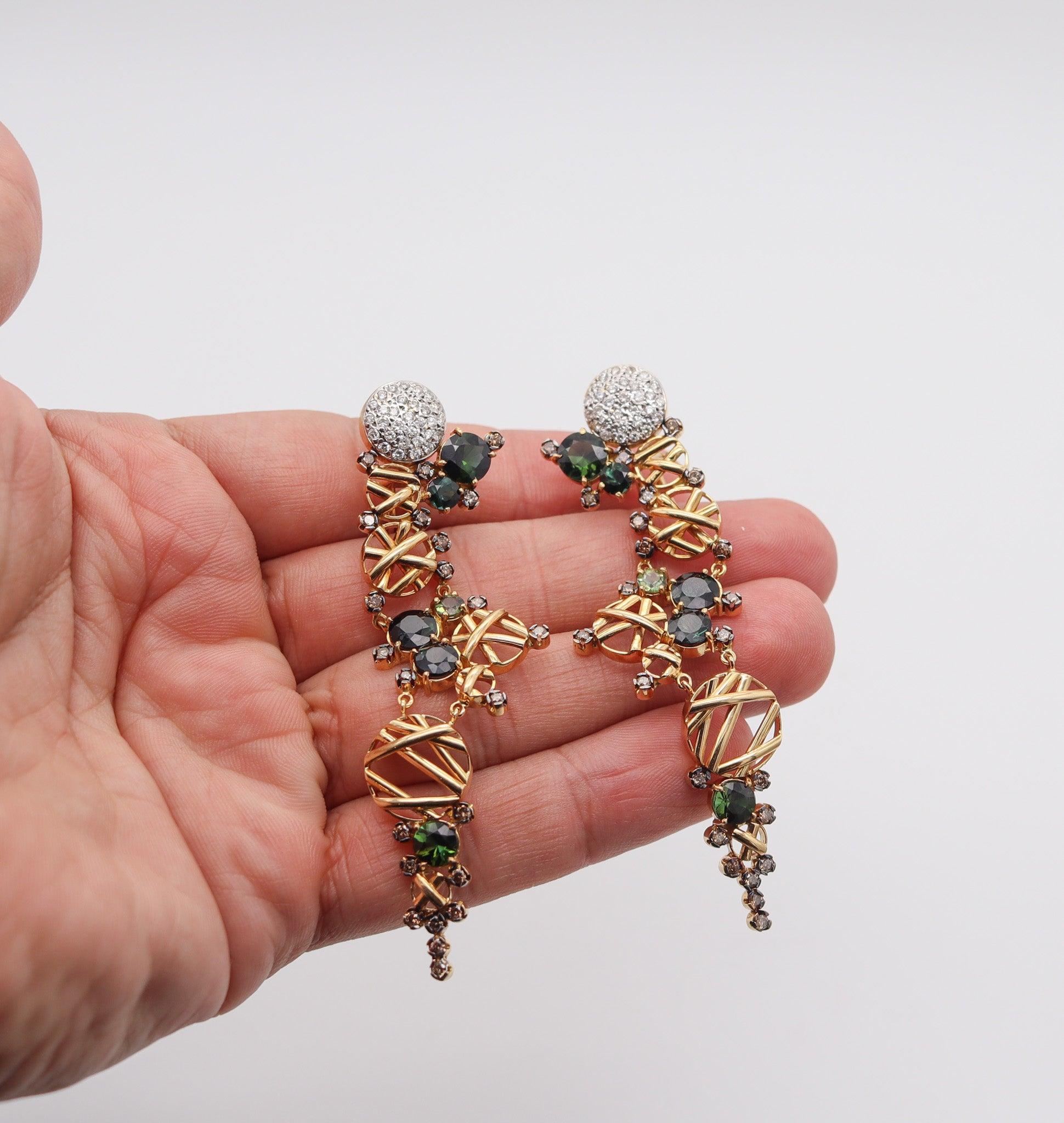 Donna Orecchini pendenti MODERNIST in oro 18Kt e tormaline e diamanti 14,24 Ctw in vendita
