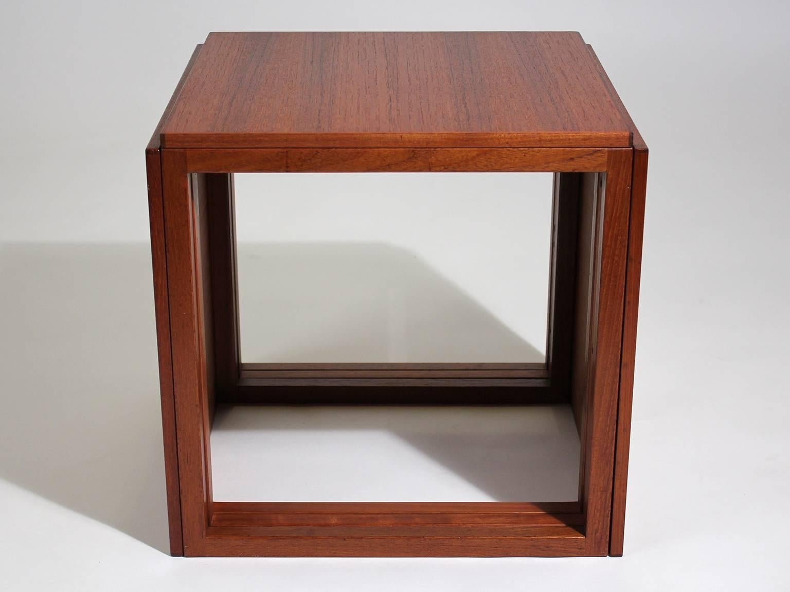 Modernist Danish Kai Kristiansen Teak Wood Modular Nesting Tables In Excellent Condition In San Diego, CA