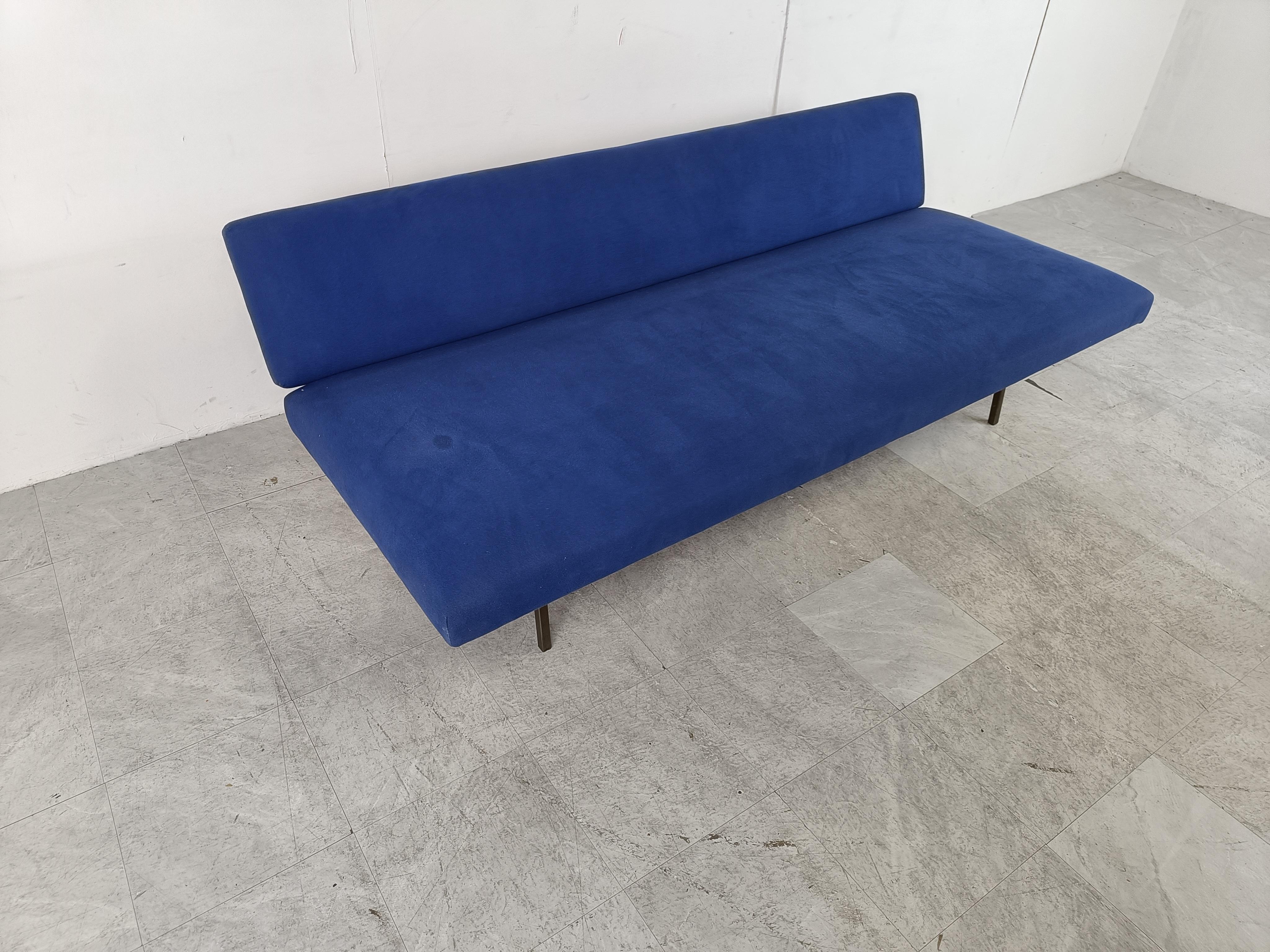 Mid-20th Century Modernist daybed by Rob Parry, 1960s For Sale