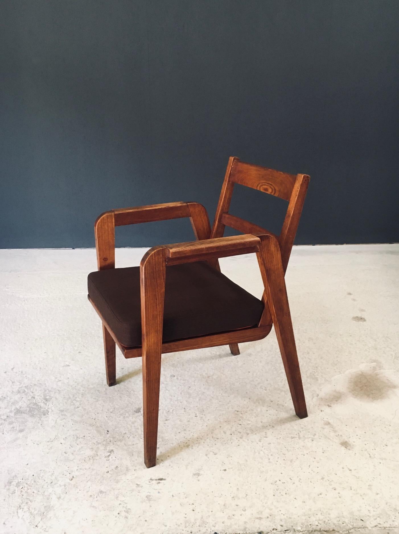 Français Modernist Design Armchair, France 1940's en vente
