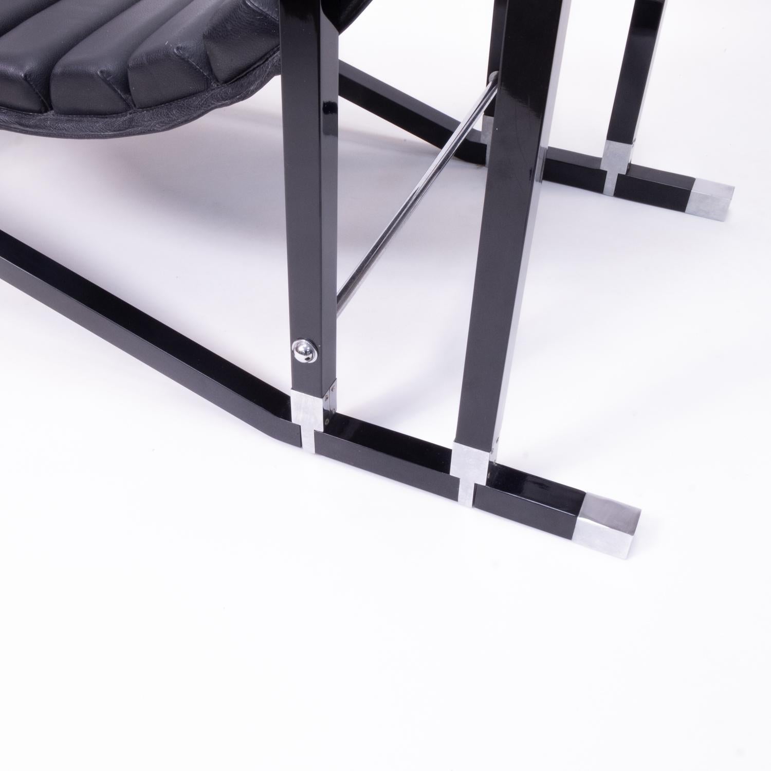 Modernist Design Classic, Eileen Gray Transat Lounge Chair 4