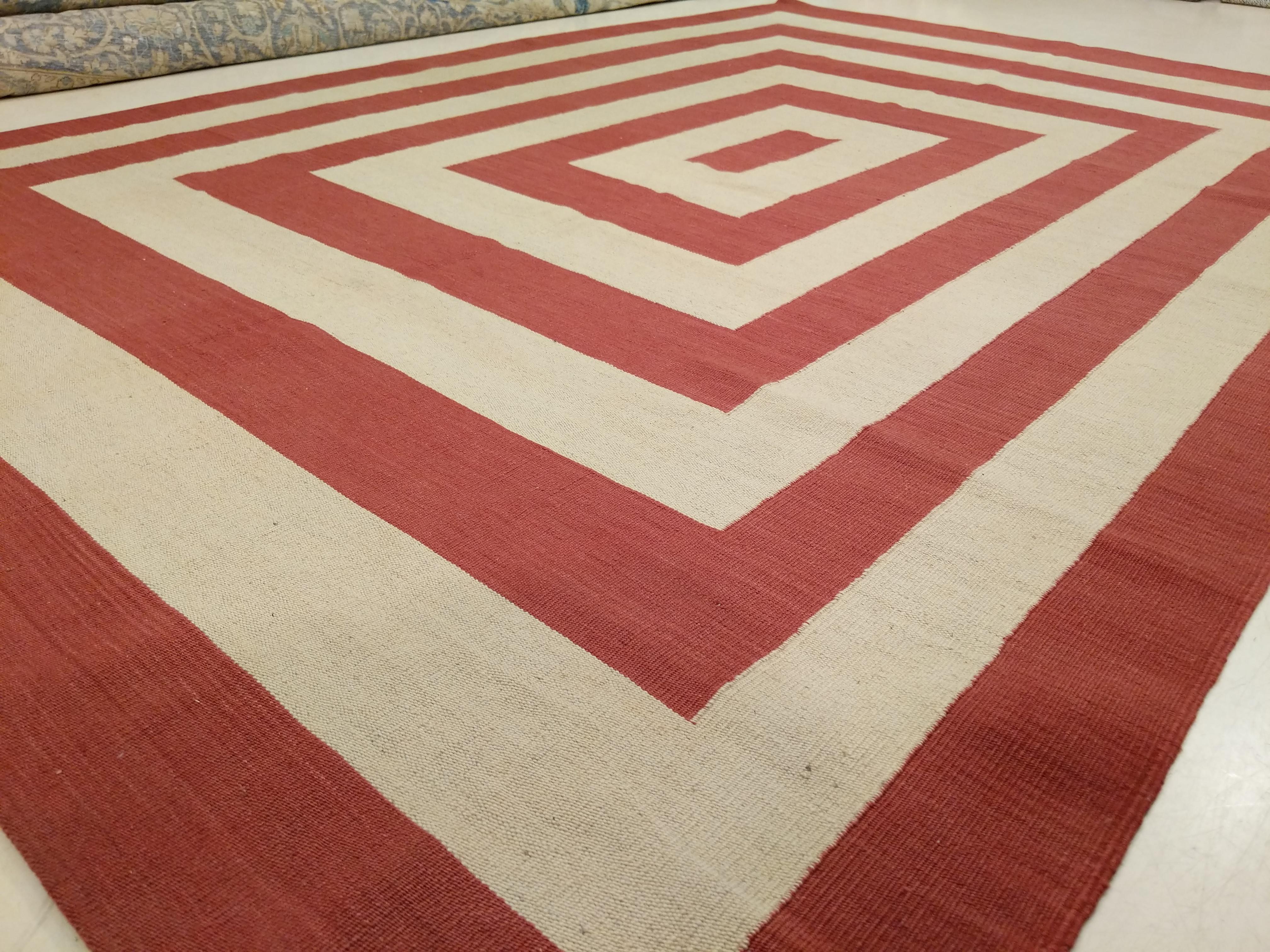 Hand-Woven Modernist Design Kilim Rug with Concentric Red Rectangles on an Ivory Background For Sale