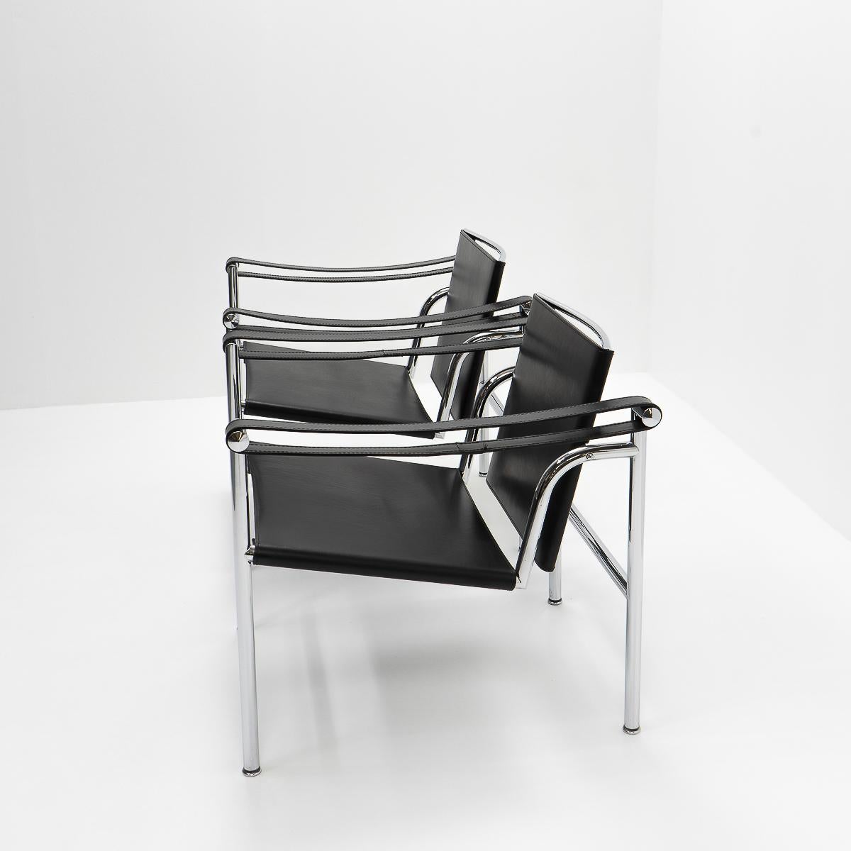 Late 20th Century Modernist Design LC1 Chairs by Le Corbusier, Jeanneret, Perriand for Cassina For Sale