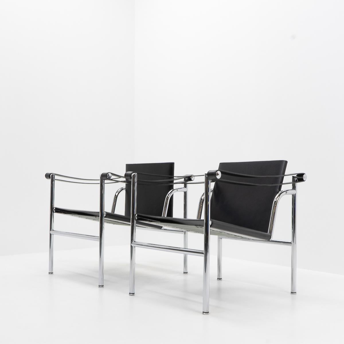 Chaises modernistes LC1 de Le Corbusier, Jeanneret, Perriand pour Cassina Bon état - En vente à Renens, CH