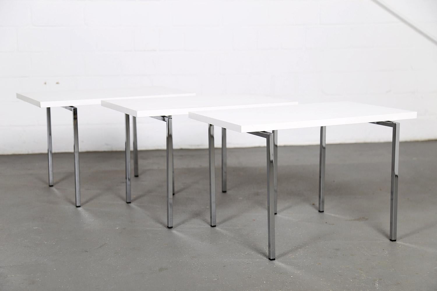 Chrome Tables empilables au design moderniste de Trix & Robert Haussmann pour Swiss Form en vente