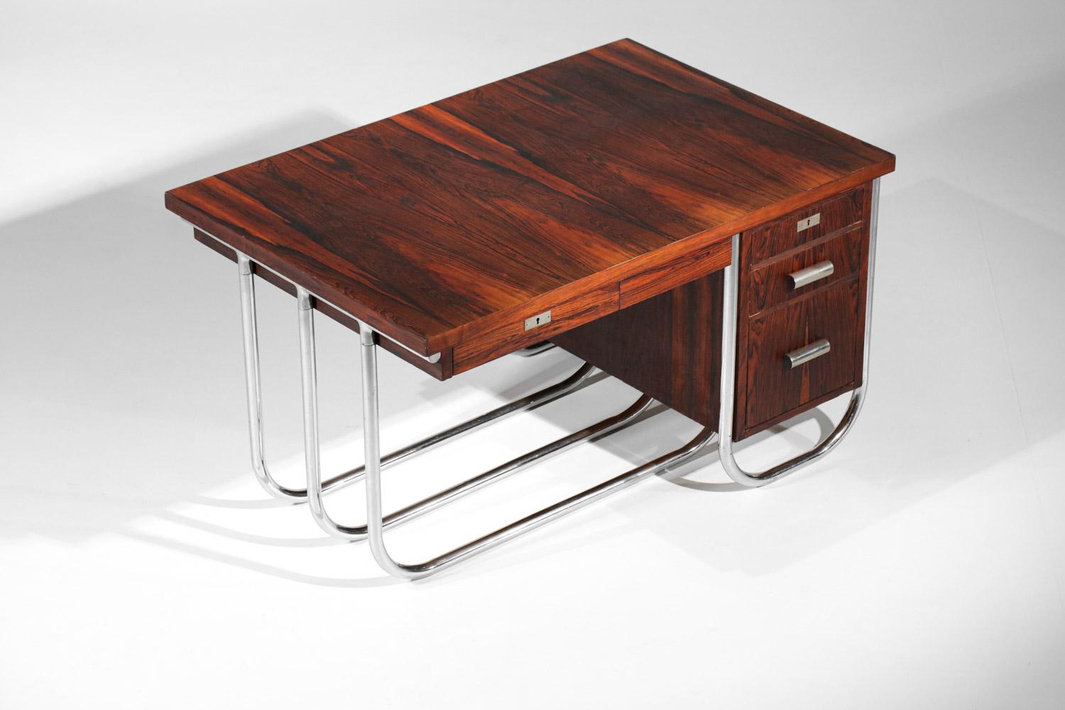 Modernist Desk in Solid Wood 40s / 50s Bauhaus Style Vintage For Sale 1