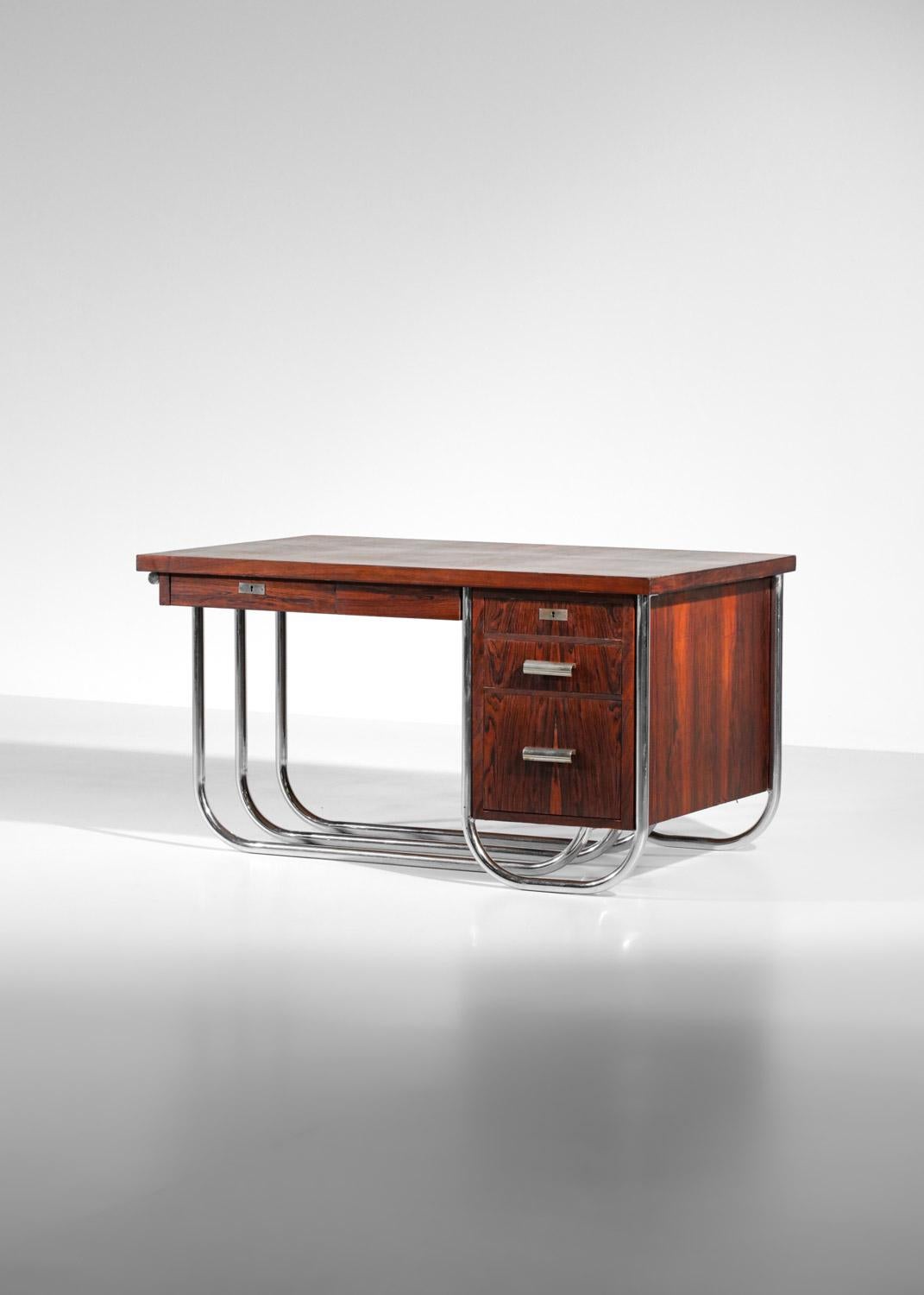 Modernistischer Schreibtisch aus Massivholz 40er / 50er Jahre Bauhaus-Stil Vintage im Zustand „Gut“ im Angebot in Lyon, FR
