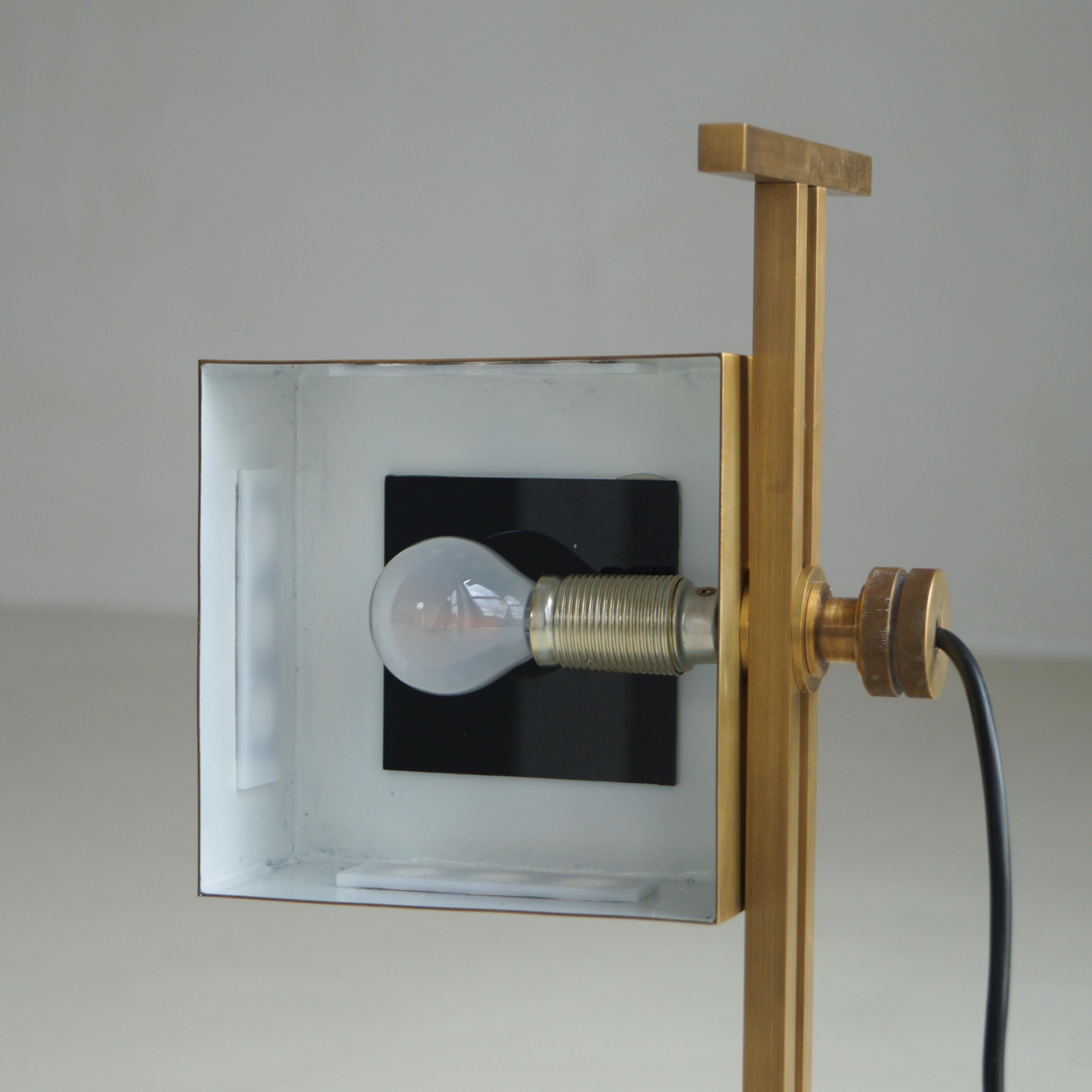 Lampada da scrivania modernista su disegno Bauhaus, anni '70 in vendita 13