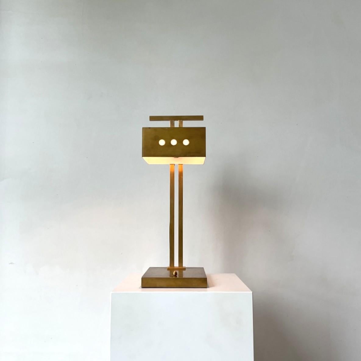 Lampada da scrivania modernista su disegno Bauhaus di Marcel Breuer, anni '70 2