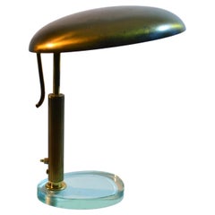 Lámpara de escritorio modernista attr. Pietro Chiesa para Fontana Arte 1950, latón y cristal