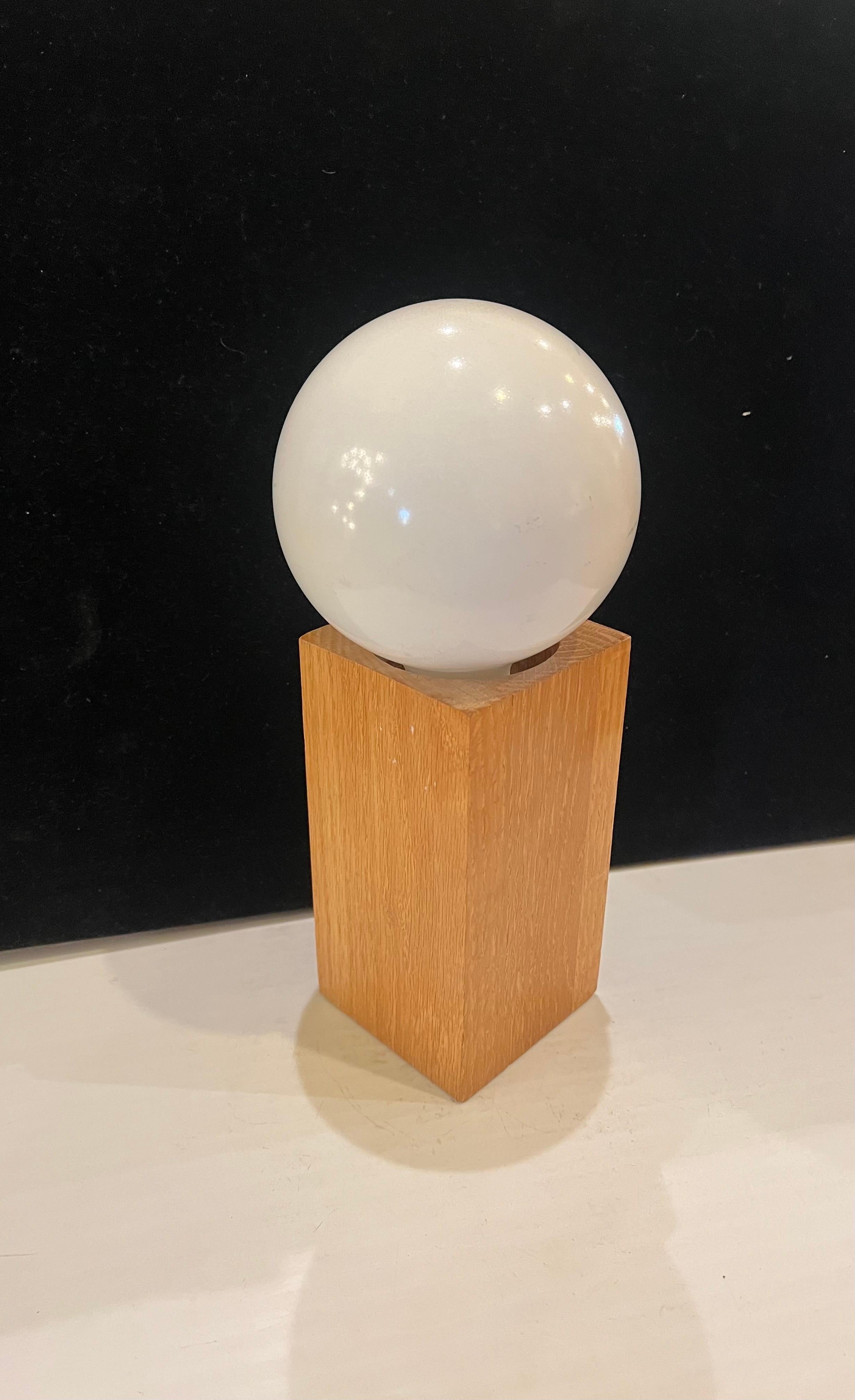 Modernist Desk table lamp Circa 1980's Solid Block Oak Cube by Interdesign In Excellent Condition In San Diego, CA