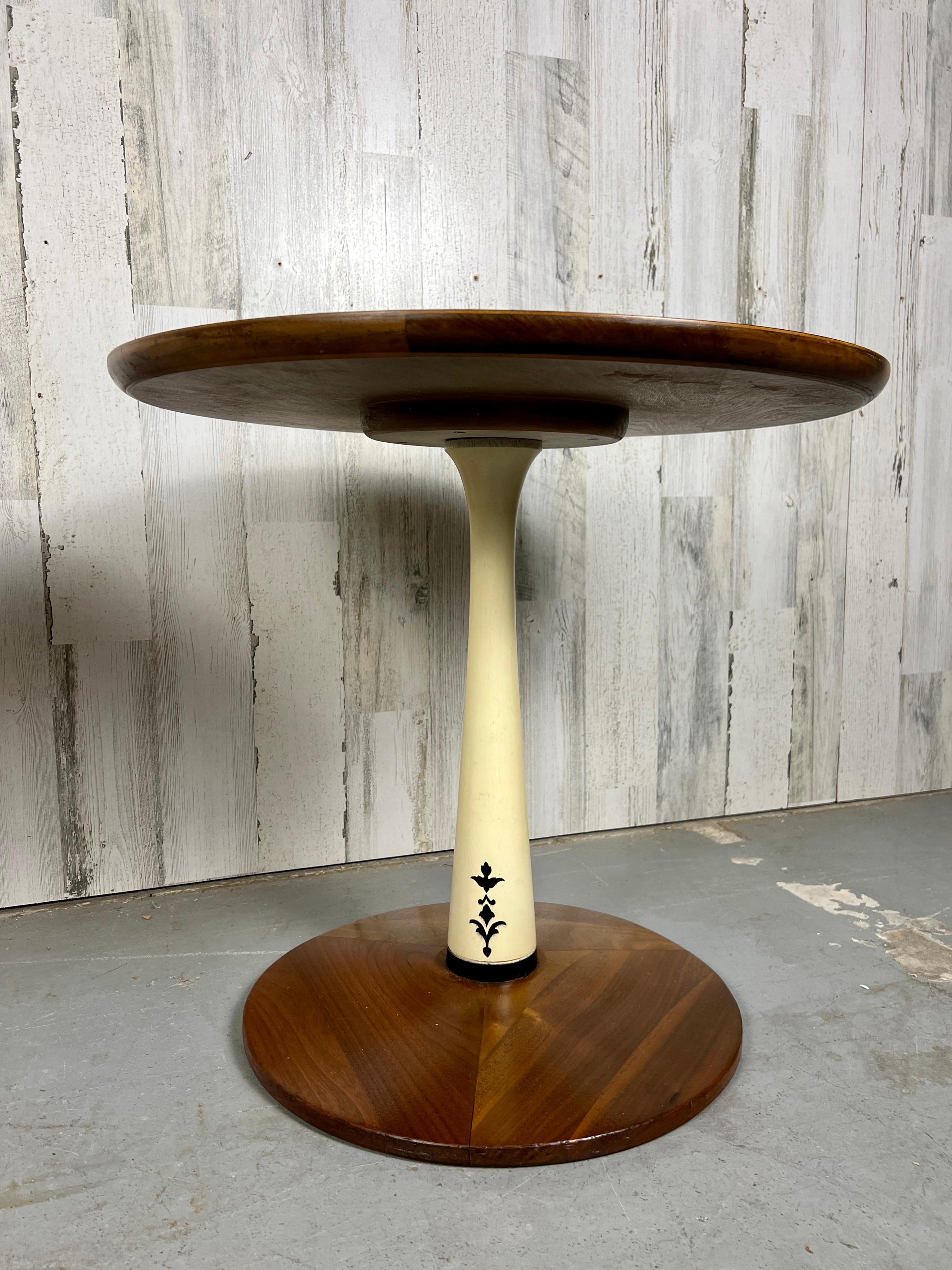 Modernist Drexel Side Tables For Sale at 1stDibs