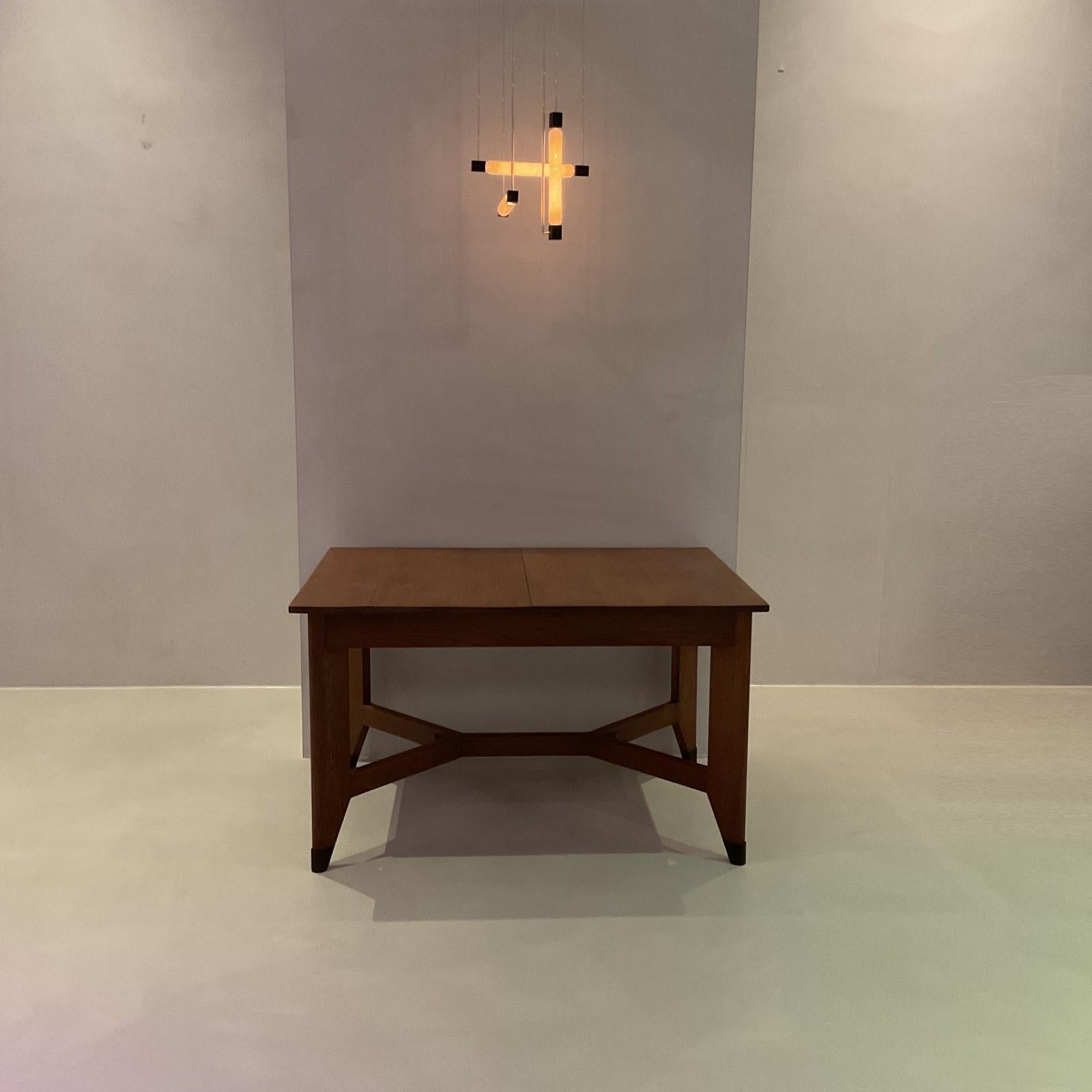 Modernist Dutch Art Deco dining table by Hendrik Wouda for Pander, 1920s For Sale 12
