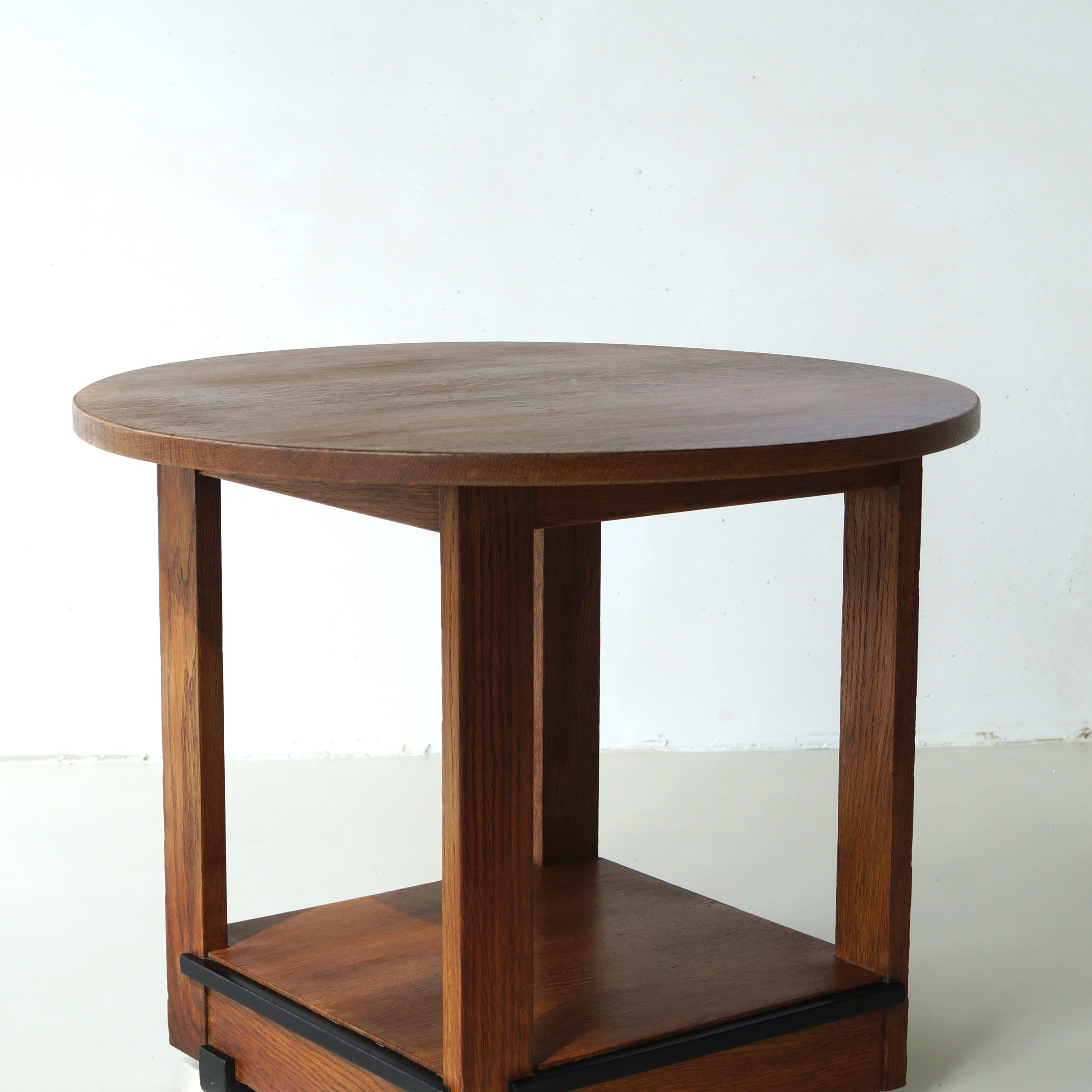 Modernistischer niederländischer Art-Déco-Beistelltisch der Moderne, Jan Brunott zugeschrieben, 1920er Jahre (Amsterdamer Schule) im Angebot