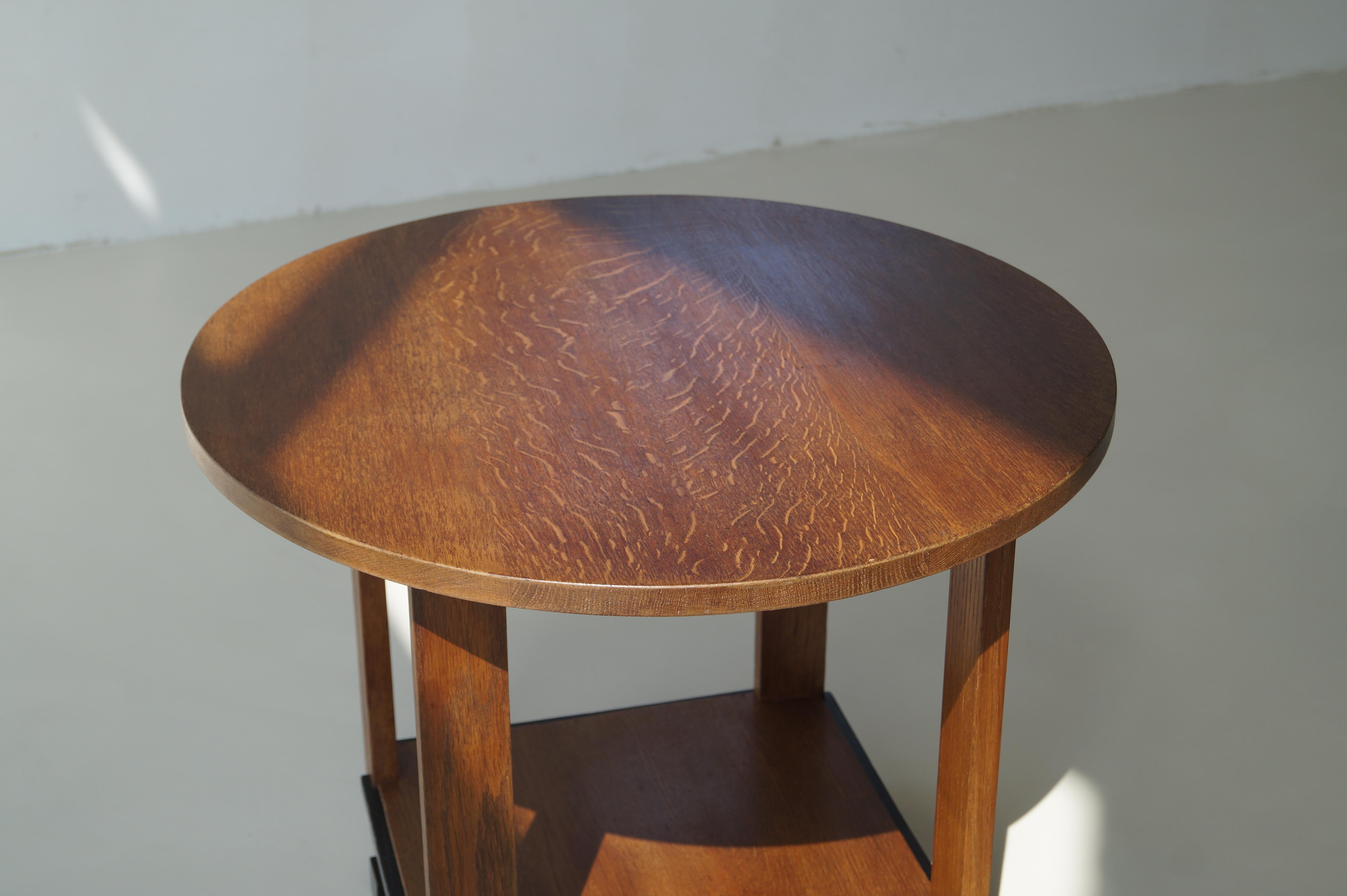 Modernistischer niederländischer Art-Déco-Beistelltisch der Moderne, Jan Brunott zugeschrieben, 1920er Jahre im Angebot 1