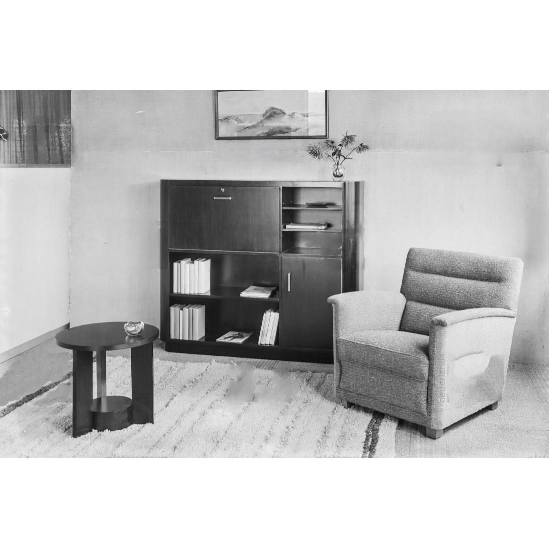 Modernist Dutch Haagse School side or end table, 1920s For Sale 10
