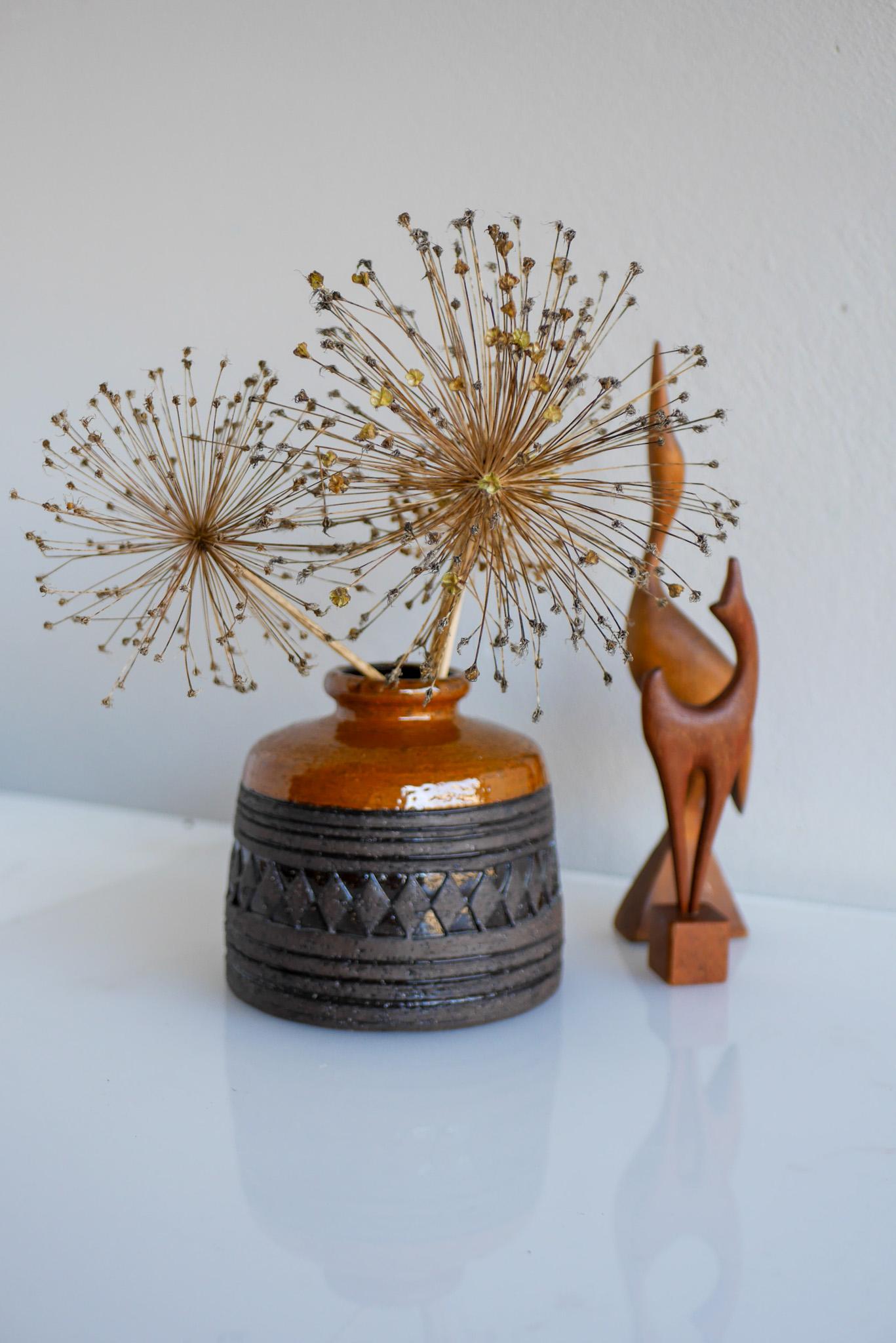 Vaso modernista in terracotta di Inger Persson per Rörstrand, Svezia in vendita 2
