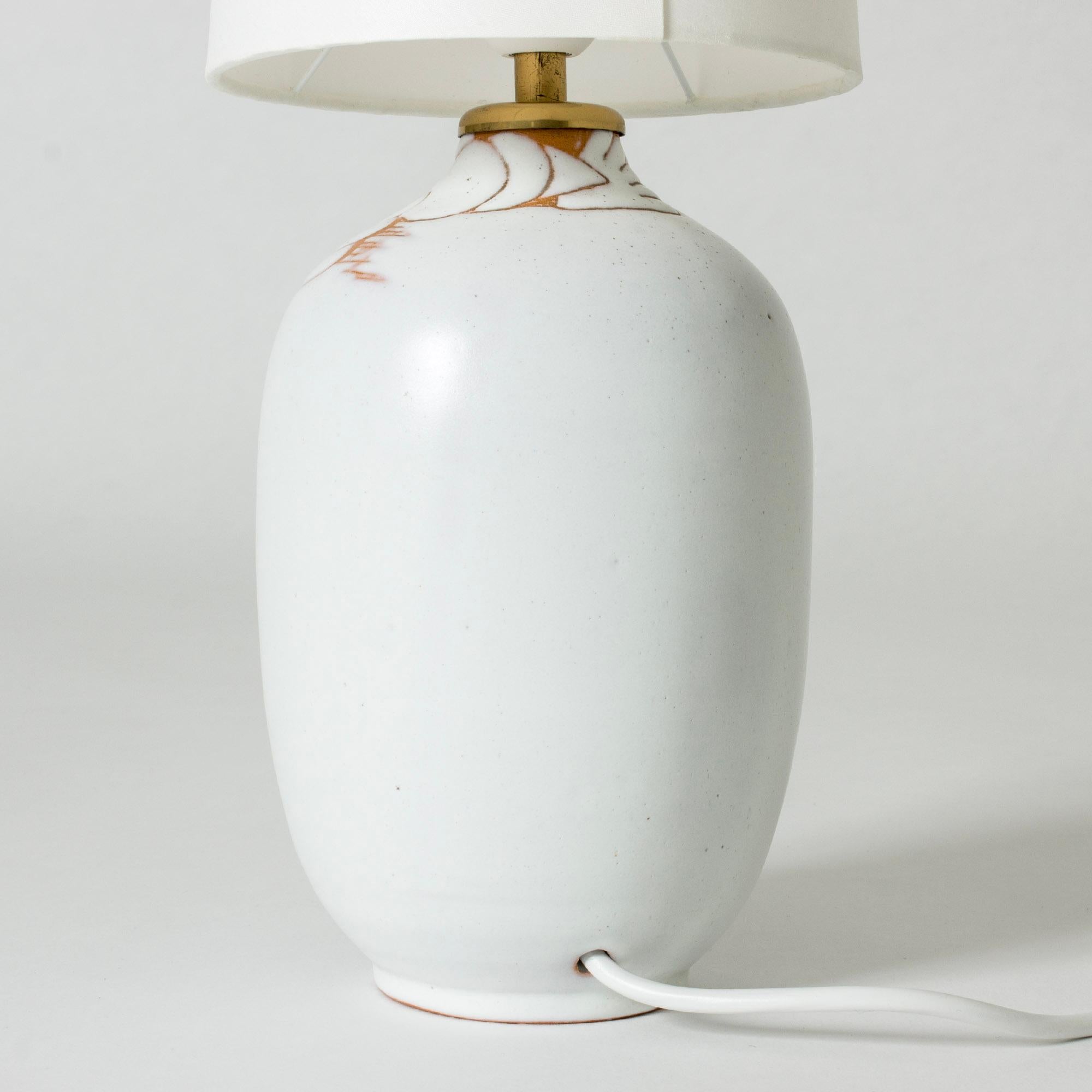 Modernist Earthenware Table lamp, Anna-Lisa Thomson, Upsala-Ekeby, Sweden, 1940s In Good Condition For Sale In Stockholm, SE