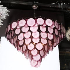 Lampadario modernista a otto livelli in ametista soffiata a mano di Murano con finiture cromate