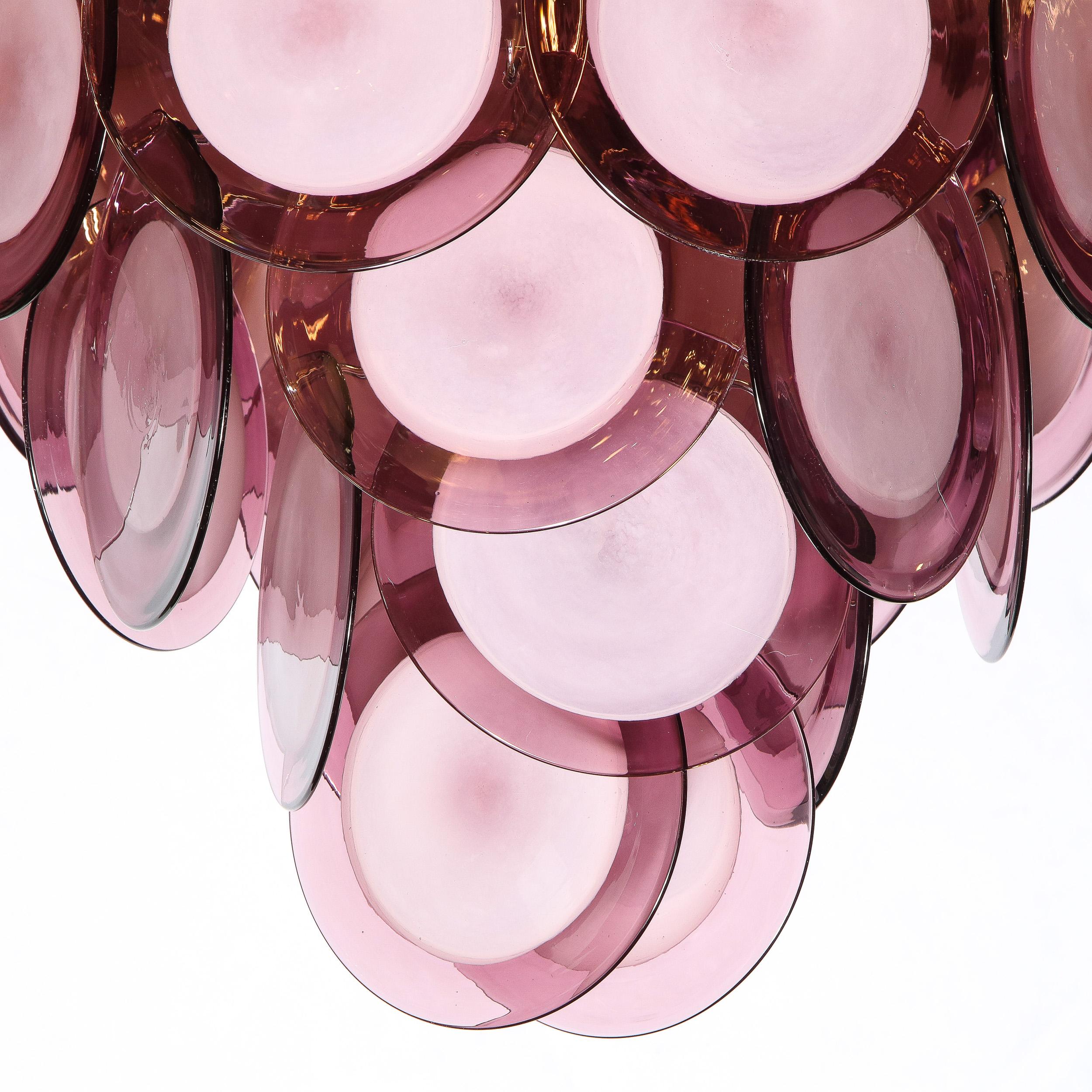 Modernistischer achtstöckiger mundgeblasener Murano-Kronleuchter mit Chrombeschlägen in Amethyst im Zustand „Neu“ im Angebot in New York, NY