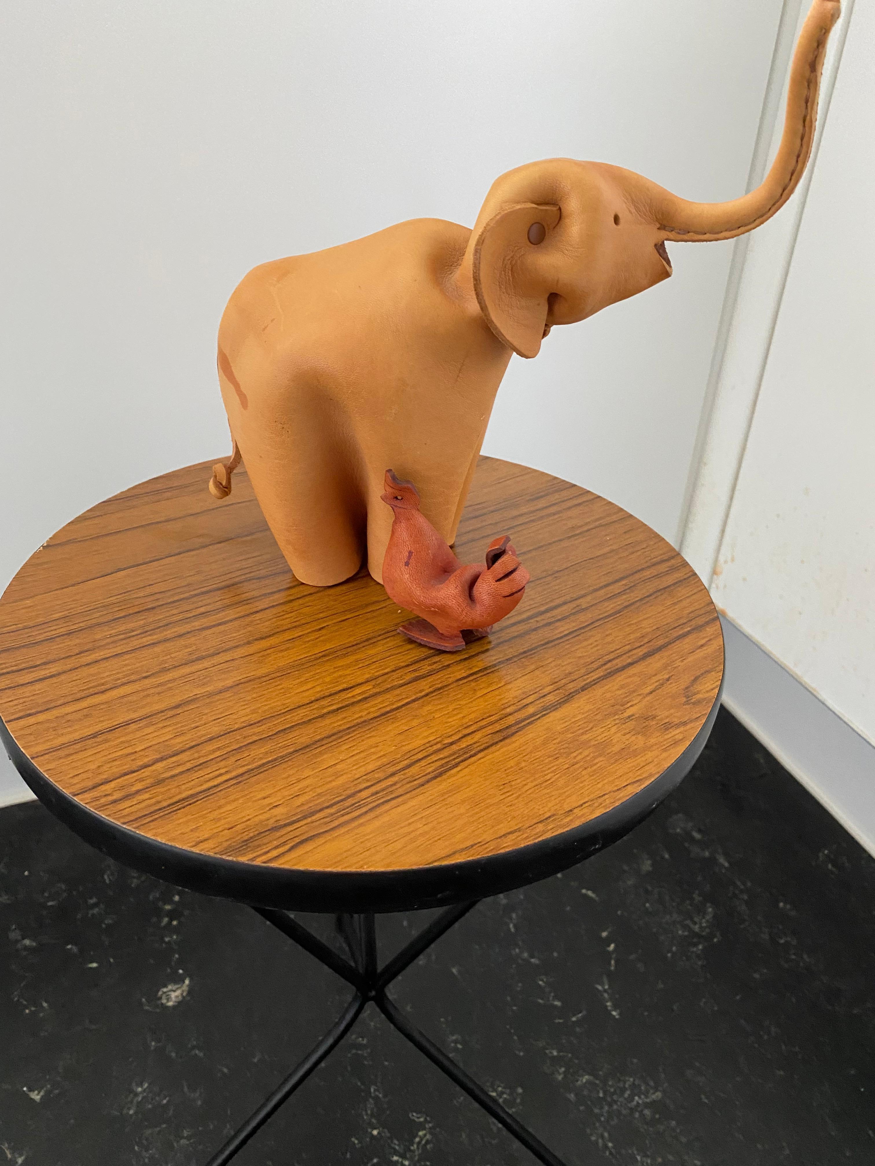 Mid-Century Modern Modernist Elephant and Chicken by Deru Germany For Sale