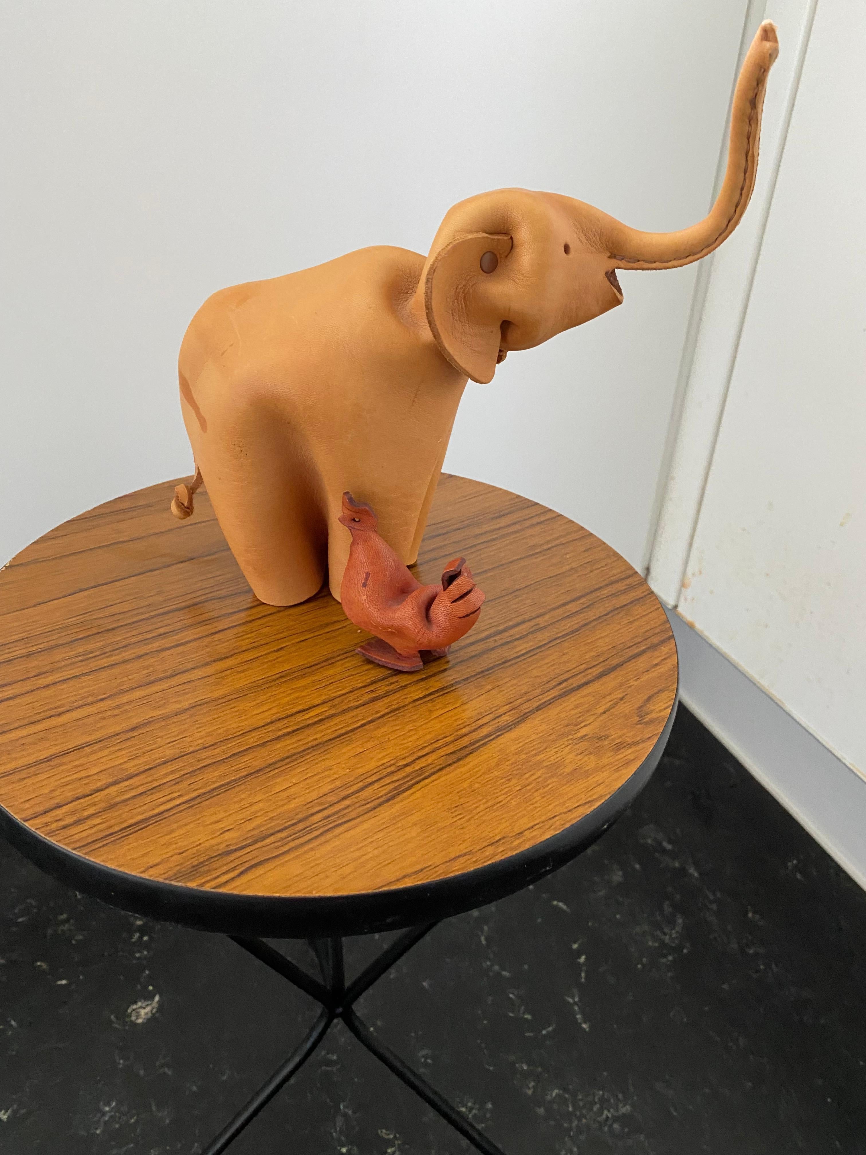 Mid-20th Century Modernist Elephant and Chicken by Deru Germany For Sale
