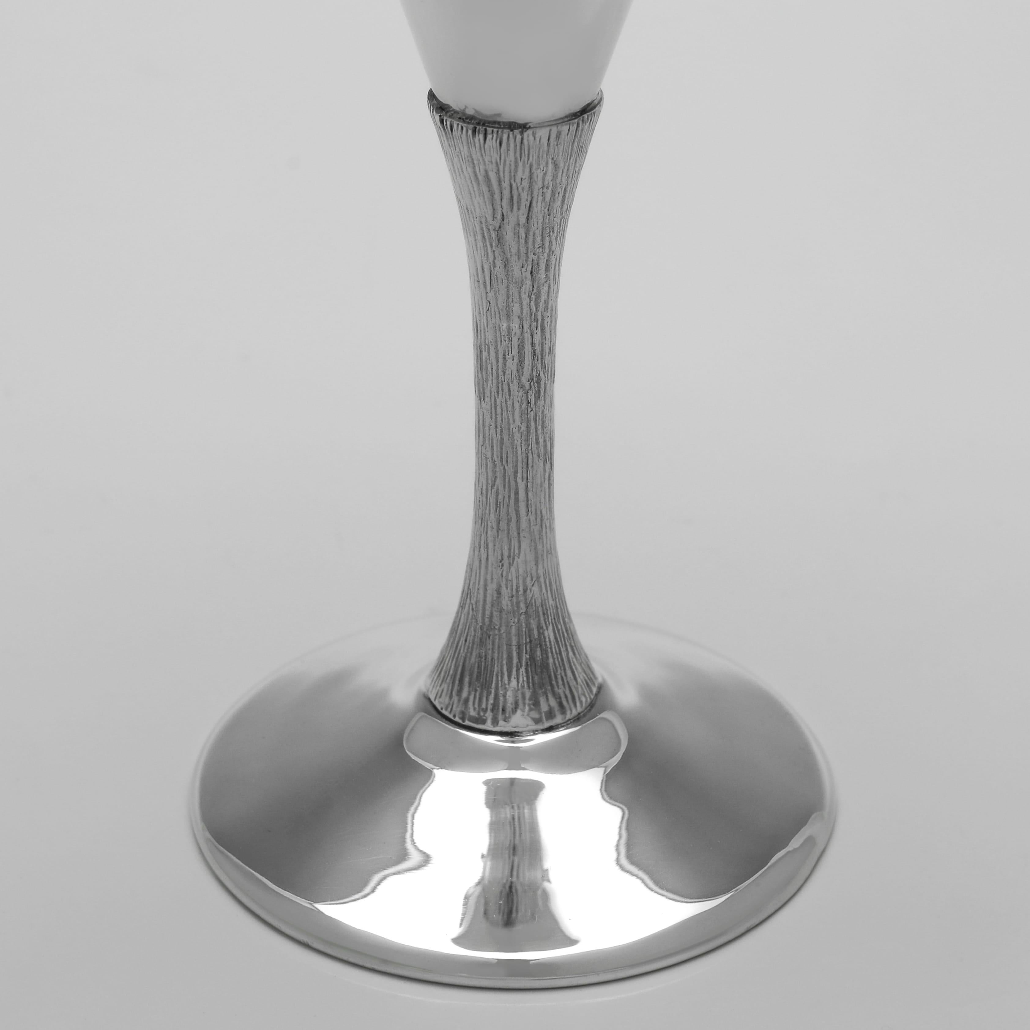 Modernist Elizabeth II Cased Sterling Silver Goblets by E.H. Parkin, 1975 (Englisch) im Angebot