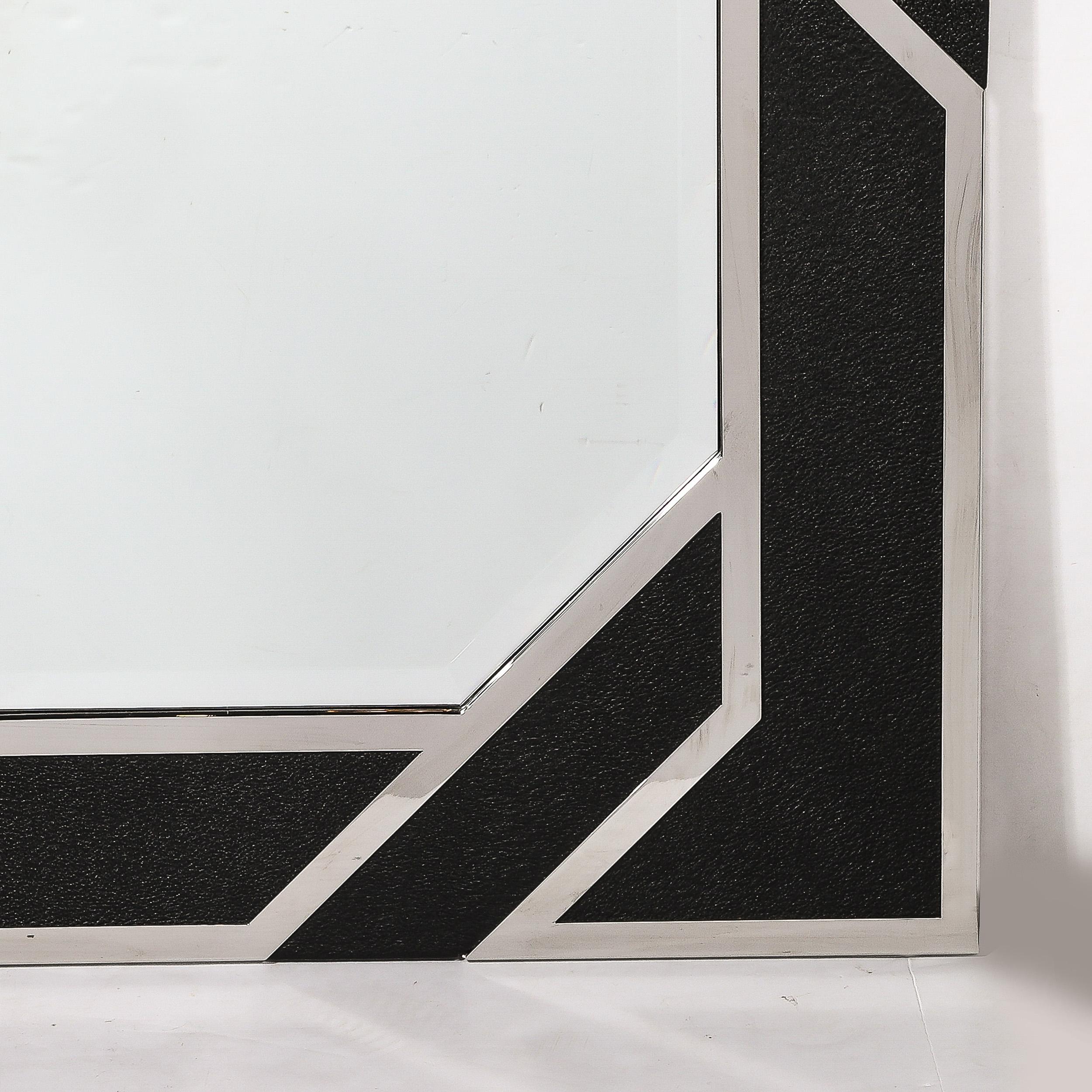Américain Miroir géométrique moderniste en cuir embossé et chrome de forme spirale par Lorin Marsh en vente