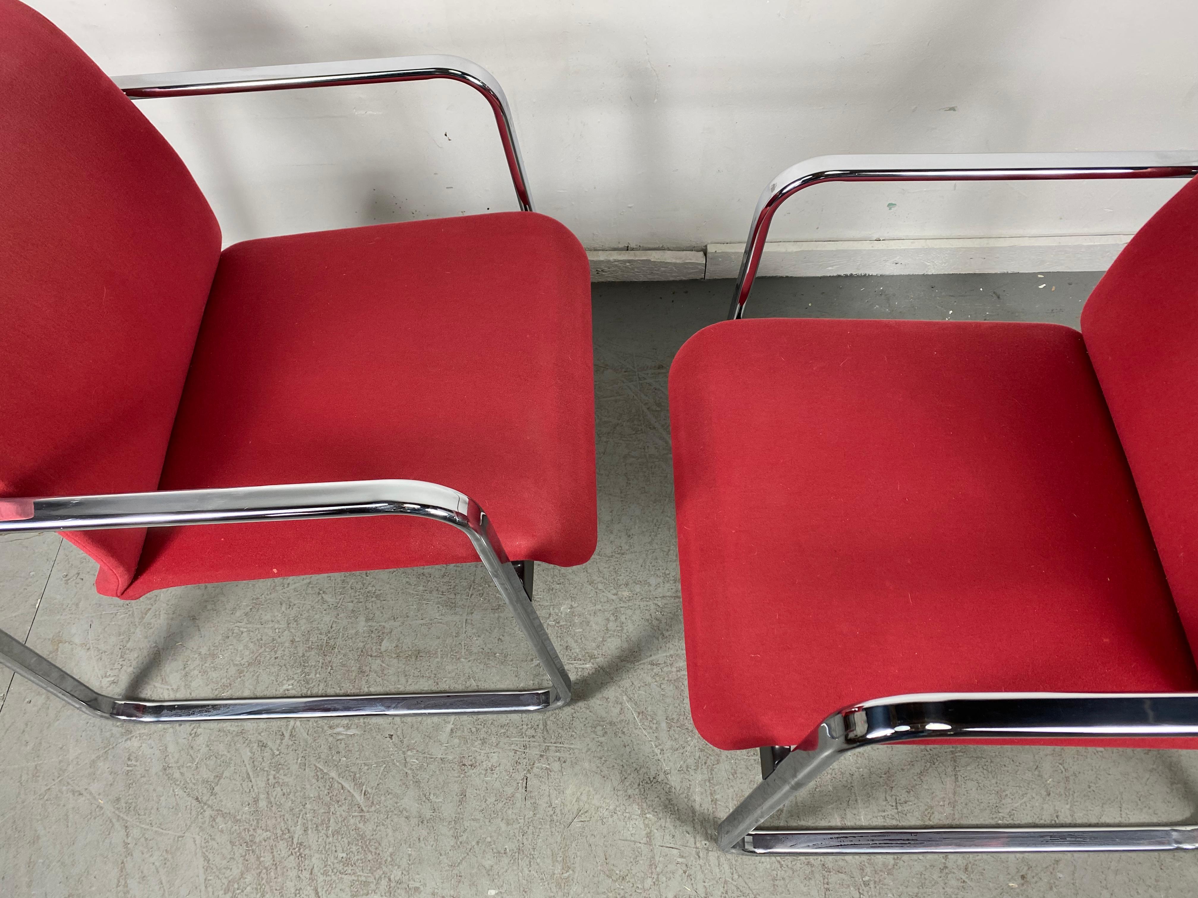 Chaises tubulaires modernistes en tissu et chrome de Peter Protzman pour Herman Miller Bon état - En vente à Buffalo, NY