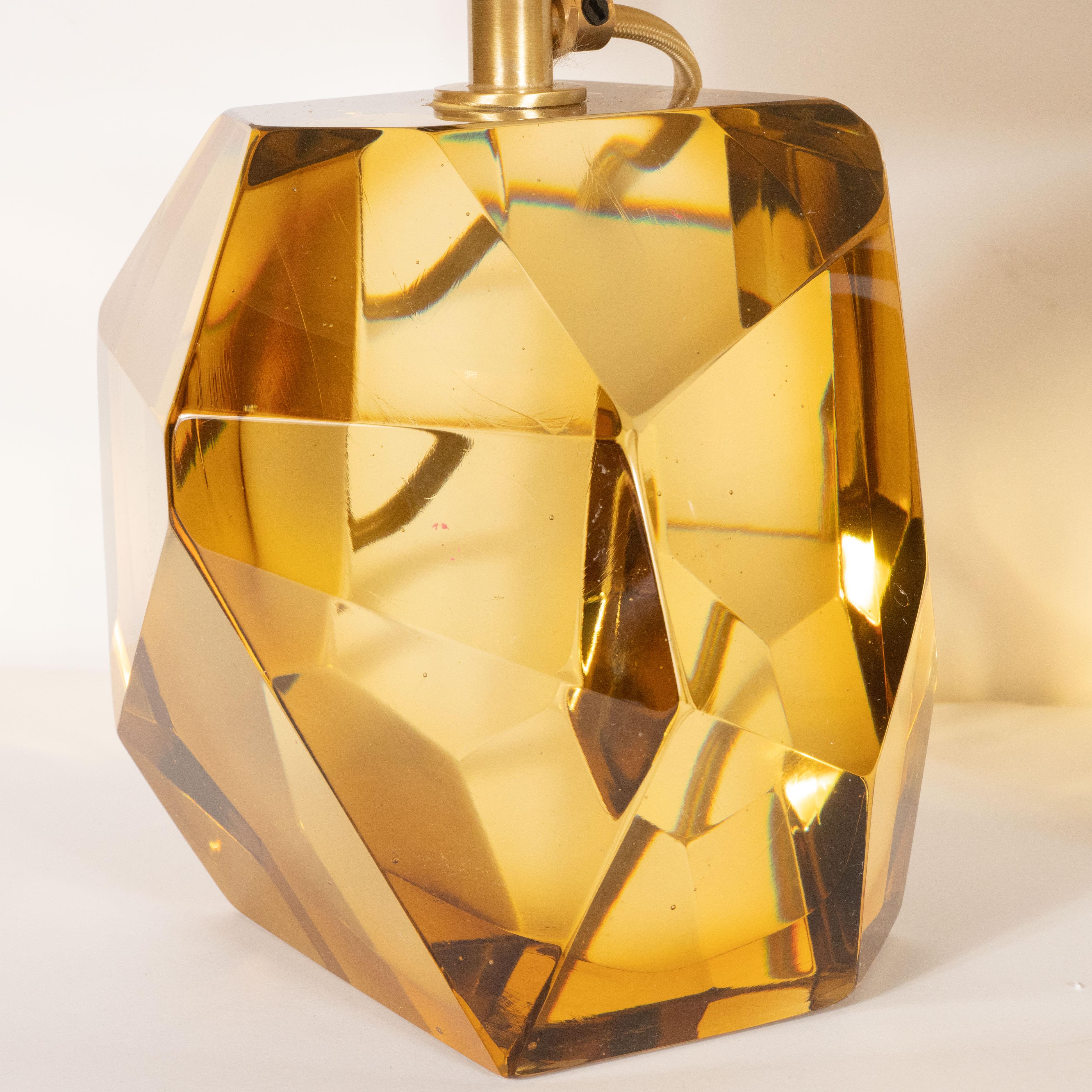 Facettierte mundgeblasene Murano-Topas-Glas-Tischlampen im Stil der Moderne im Angebot 1