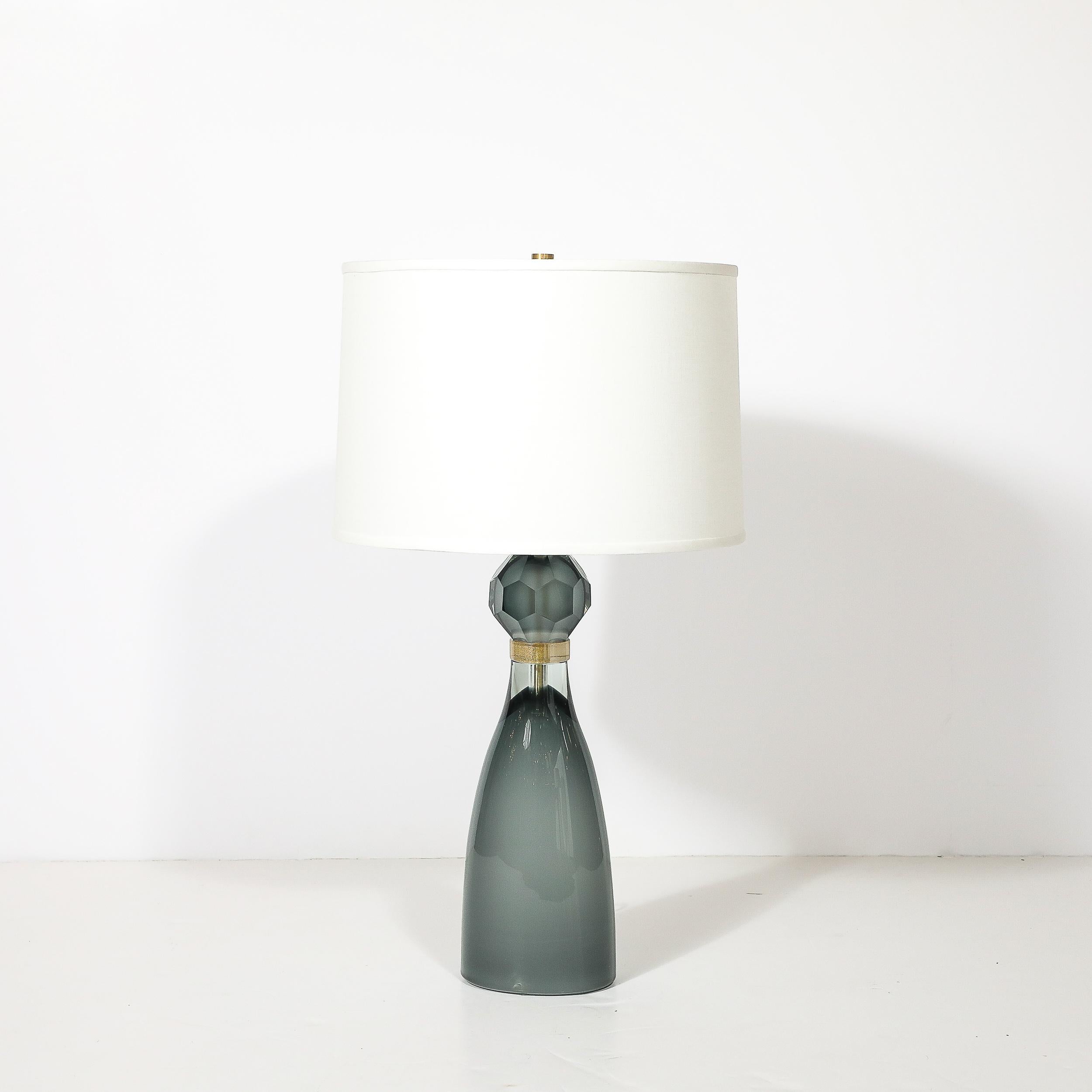 Modernist Faceted Smoked Graphite Murano Glass Hourglass Form Table Lamps (Moderne) im Angebot