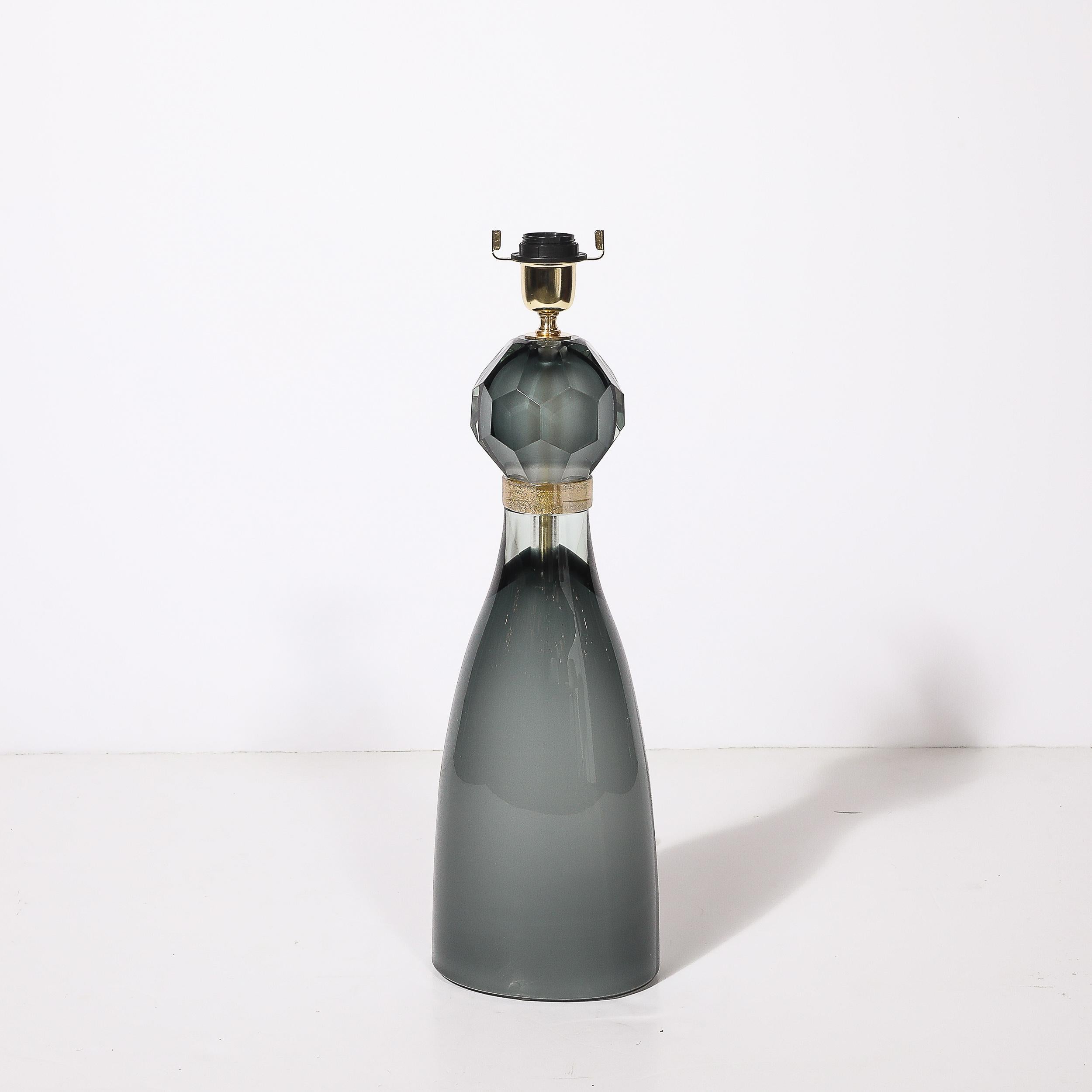 Modernist Faceted Smoked Graphite Murano Glass Hourglass Form Table Lamps im Zustand „Neu“ im Angebot in New York, NY