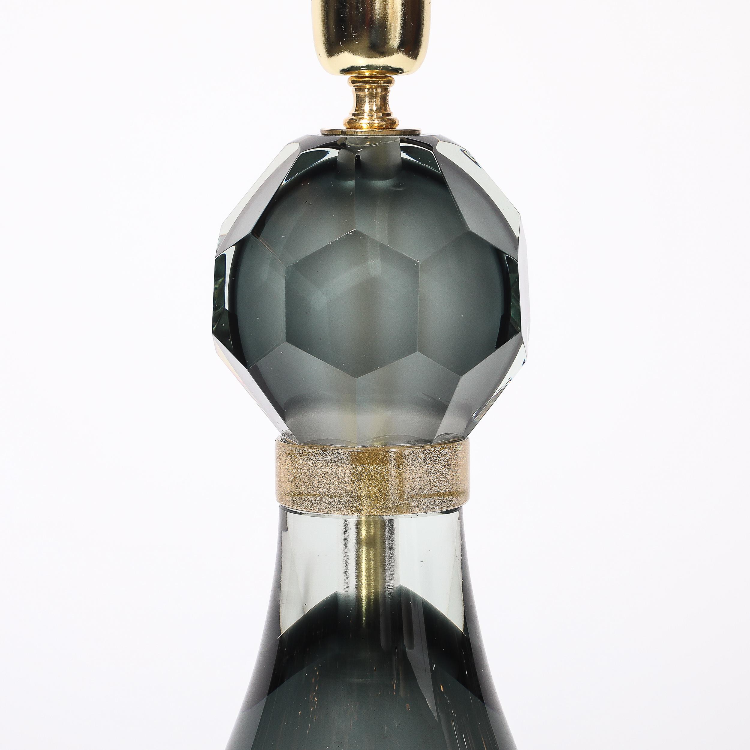 Modernist Faceted Smoked Graphite Murano Glass Hourglass Form Table Lamps im Angebot 1