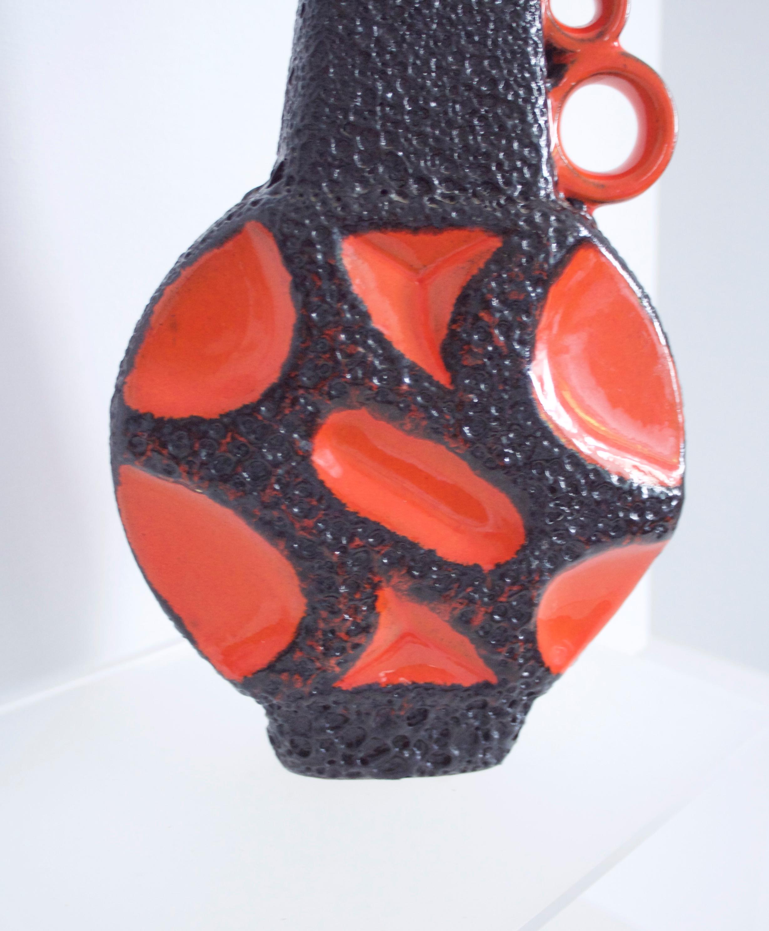Modernist Fat Lava Ceramic Vases by Roth Banjo 313 and Lozenge 309 Vases, 1970s (Deutsch) im Angebot
