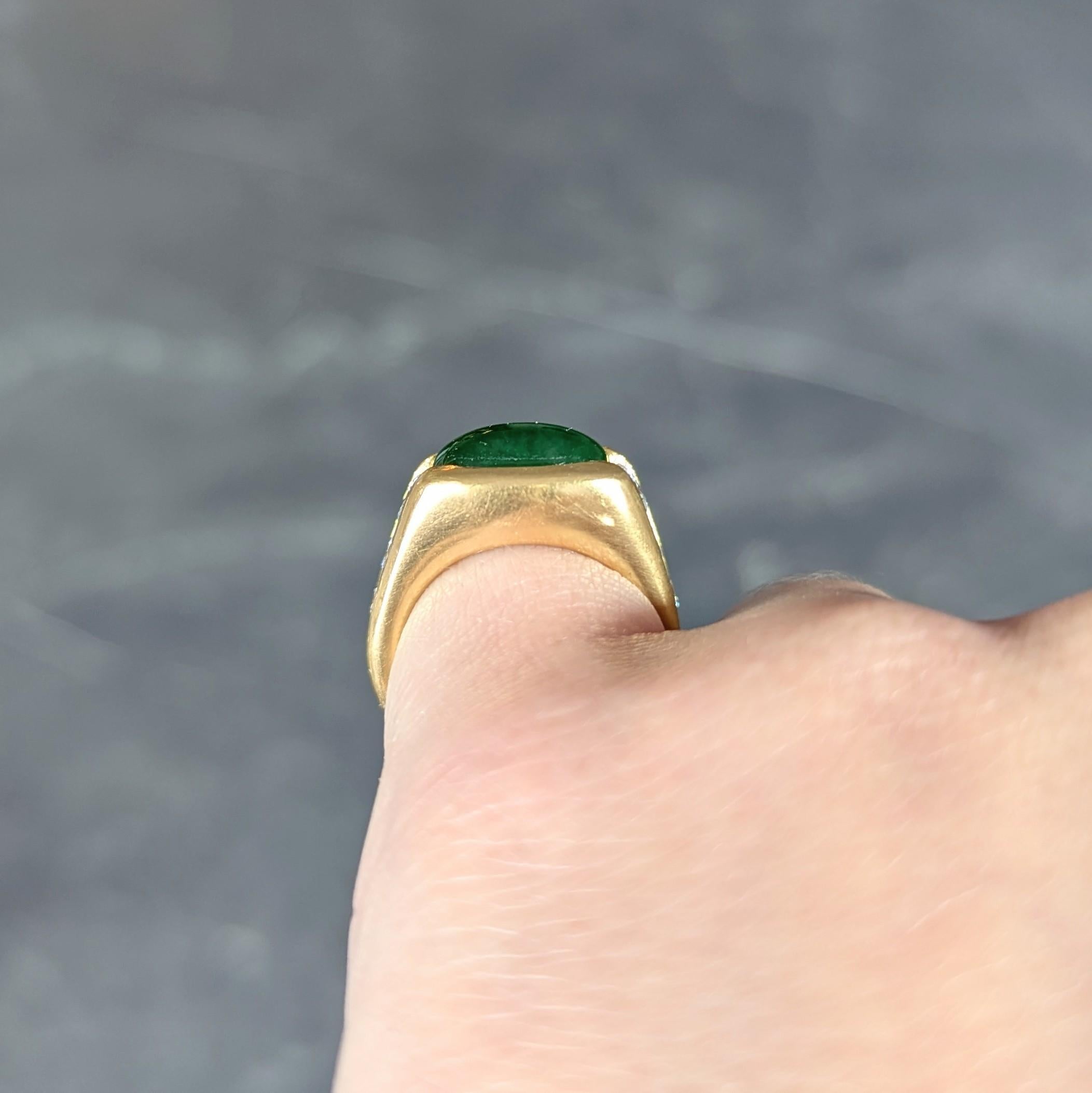 Bague cannelée moderniste Fei Cui en or jaune 18 carats avec diamants et jadéite en vente 2