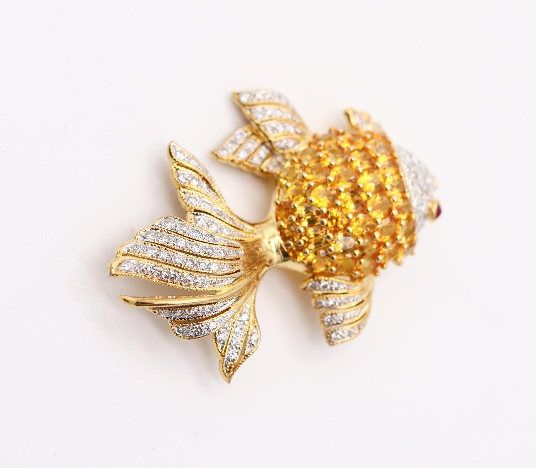 MODERNIST Fish Brooch In 18Kt Yellow Gold With Diamonds, Sapphires & Rubies In Excellent Condition For Sale In Miami, FL