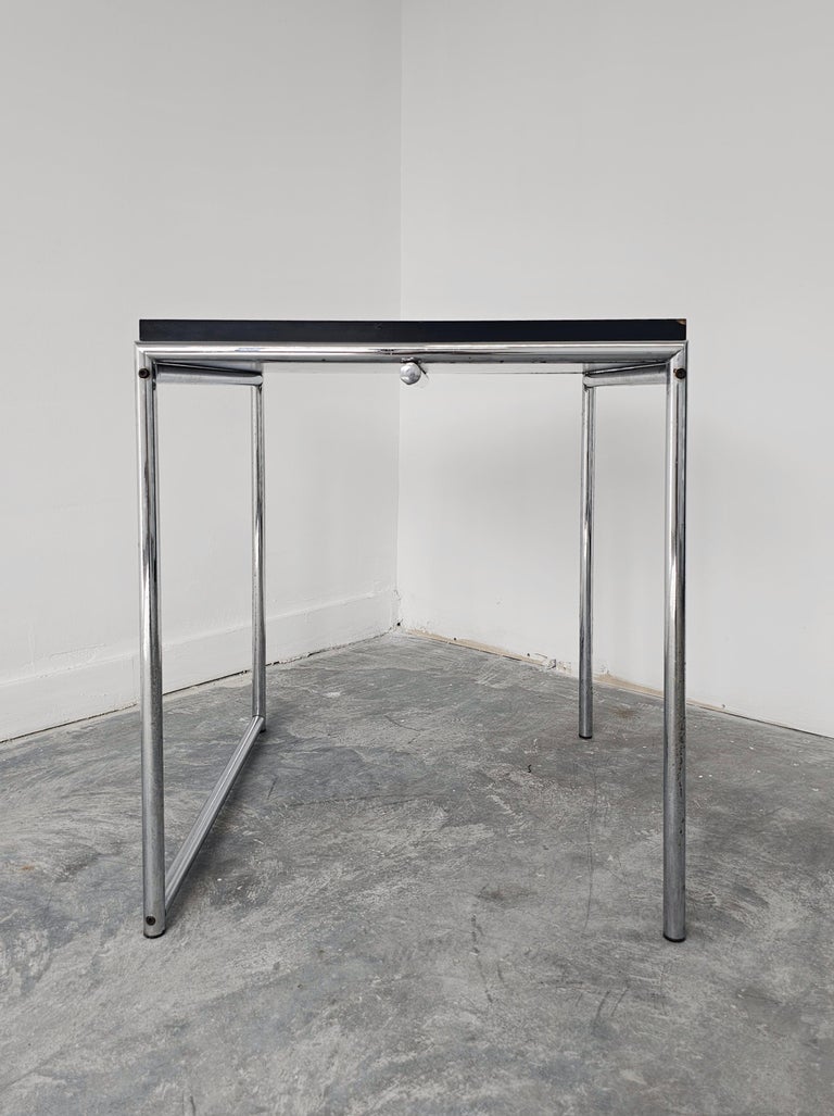 ClassiCon ガラステーブル Φ45 Eileen Gray 正規品　美品 Modernist Flip Top Dining Table Jean by Eileen Gray for ClassiCon