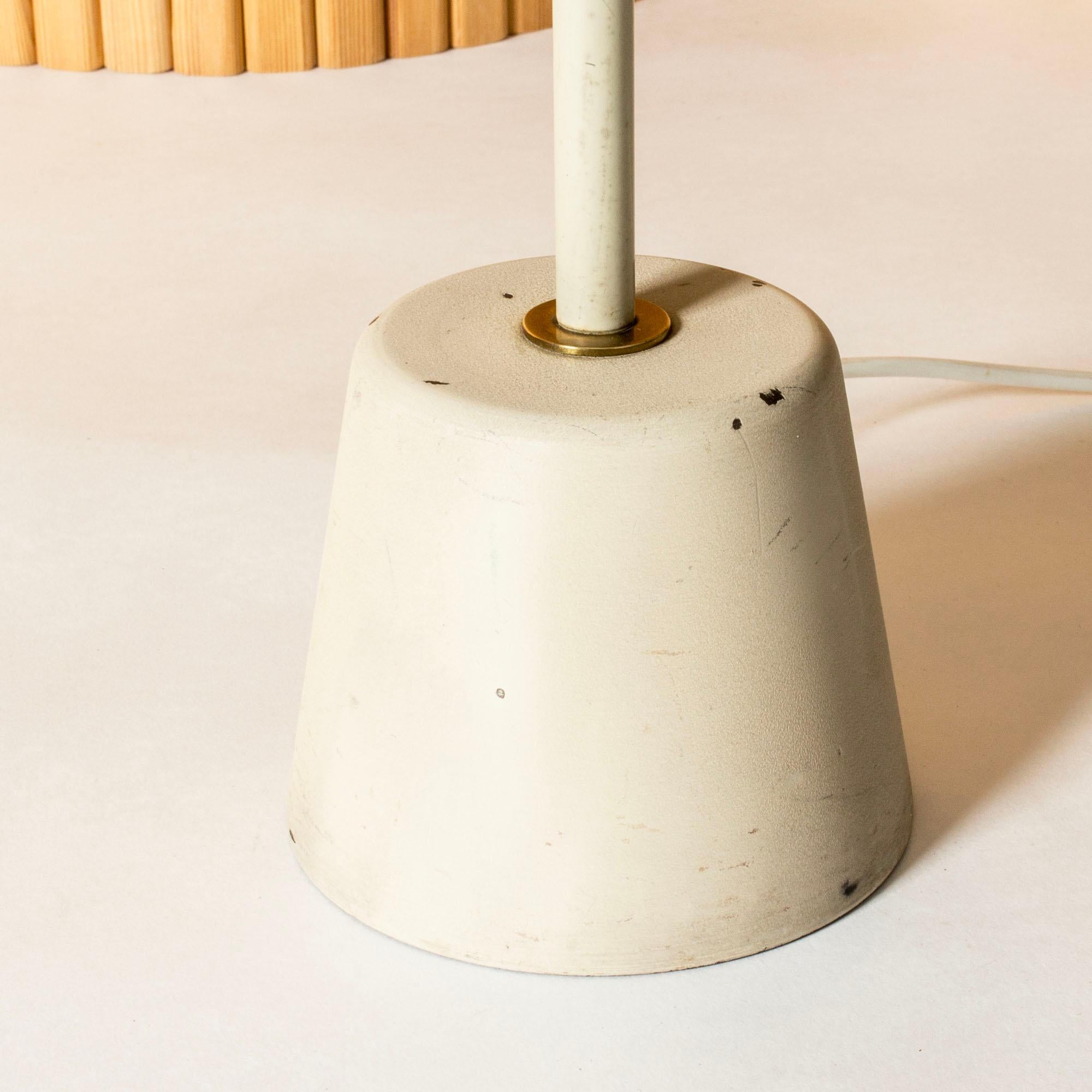 Modernistische Stehlampe der Moderne, von Lisa Johansson-Pape, ASEA, Schweden, 1950er Jahre im Angebot 2