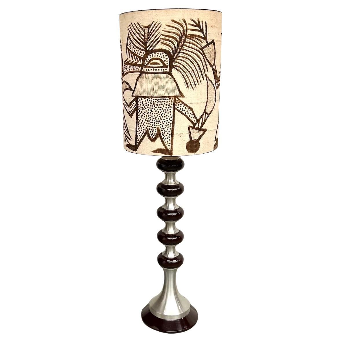 Lampada da terra modernista degli anni '70 in alluminio spazzolato in vendita