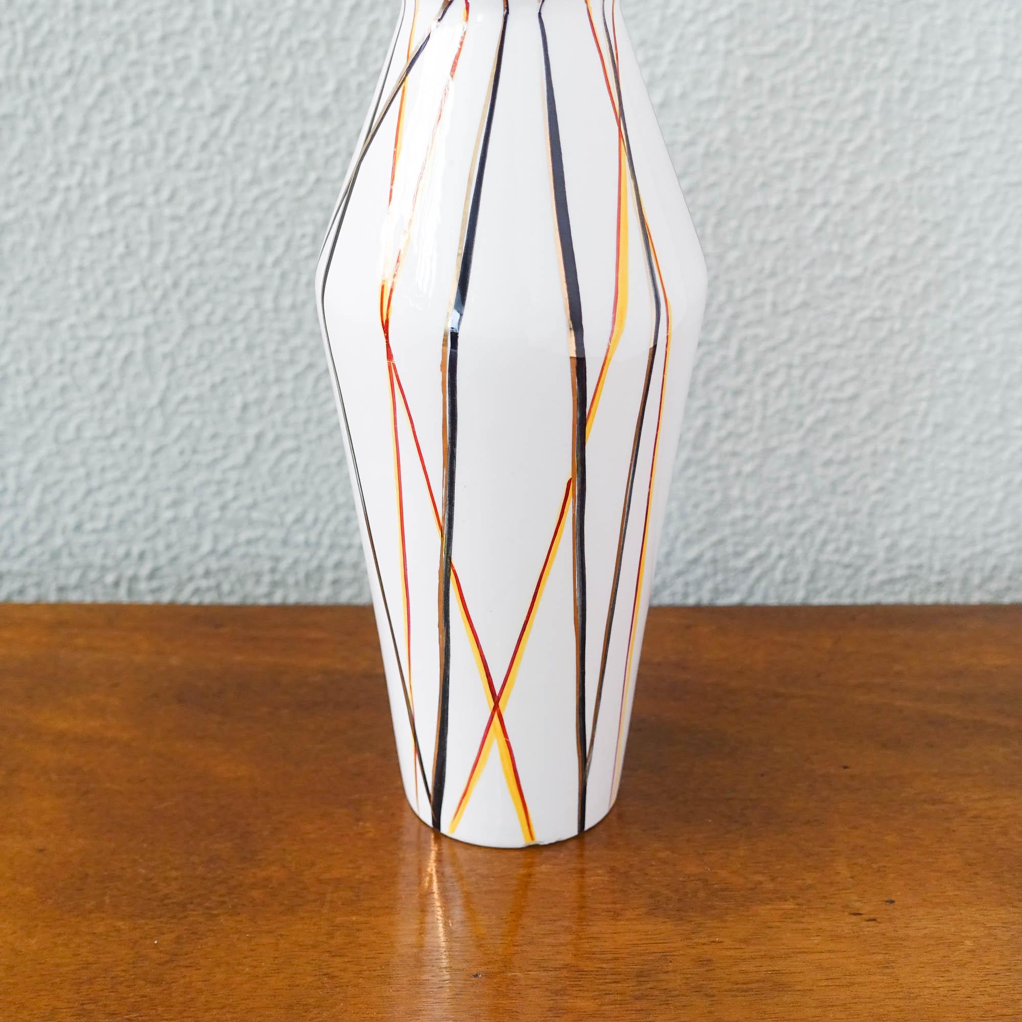 Modernist Flower Vase in Ceramic, by Vitriv, Portugal, 1950's In Good Condition For Sale In Lisboa, PT