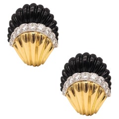 Modernist Fluted Earrings in 18kt Yellow Gold with 20.28 Cts in Diamonds & Onyx