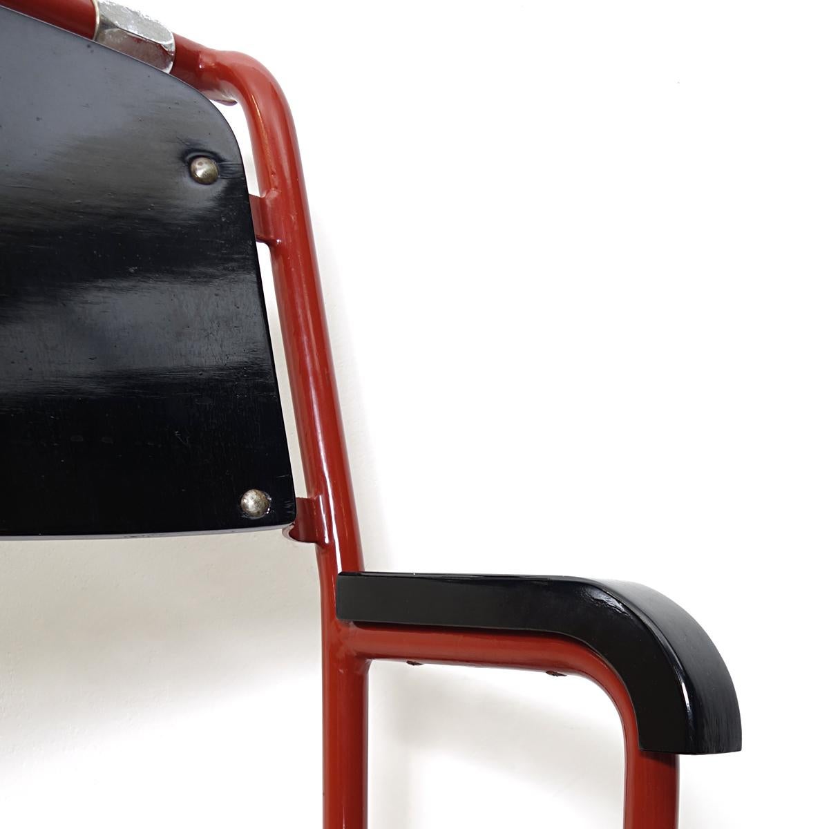 Modernist Folding Chair by Gerrit Rietveld for Hopmi in Red Metal and Black Wood 8