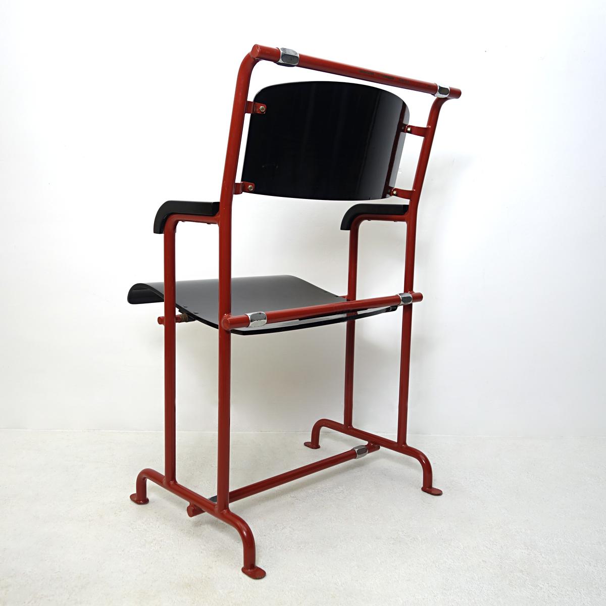 Dutch Modernist Folding Chair by Gerrit Rietveld for Hopmi in Red Metal and Black Wood