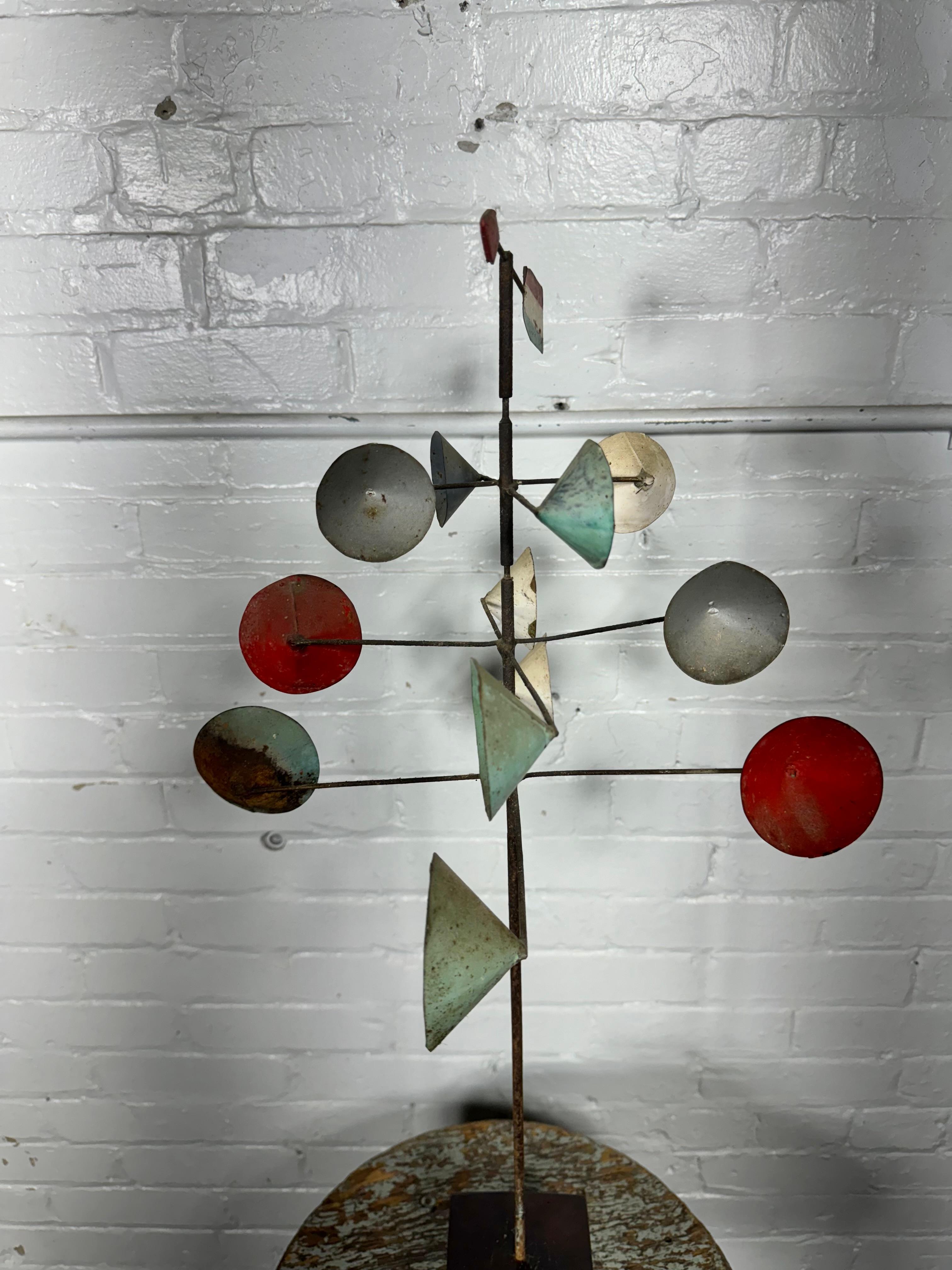Girouette sculpturale moderniste de style George Nelson/ Calder Abîmé - En vente à Buffalo, NY