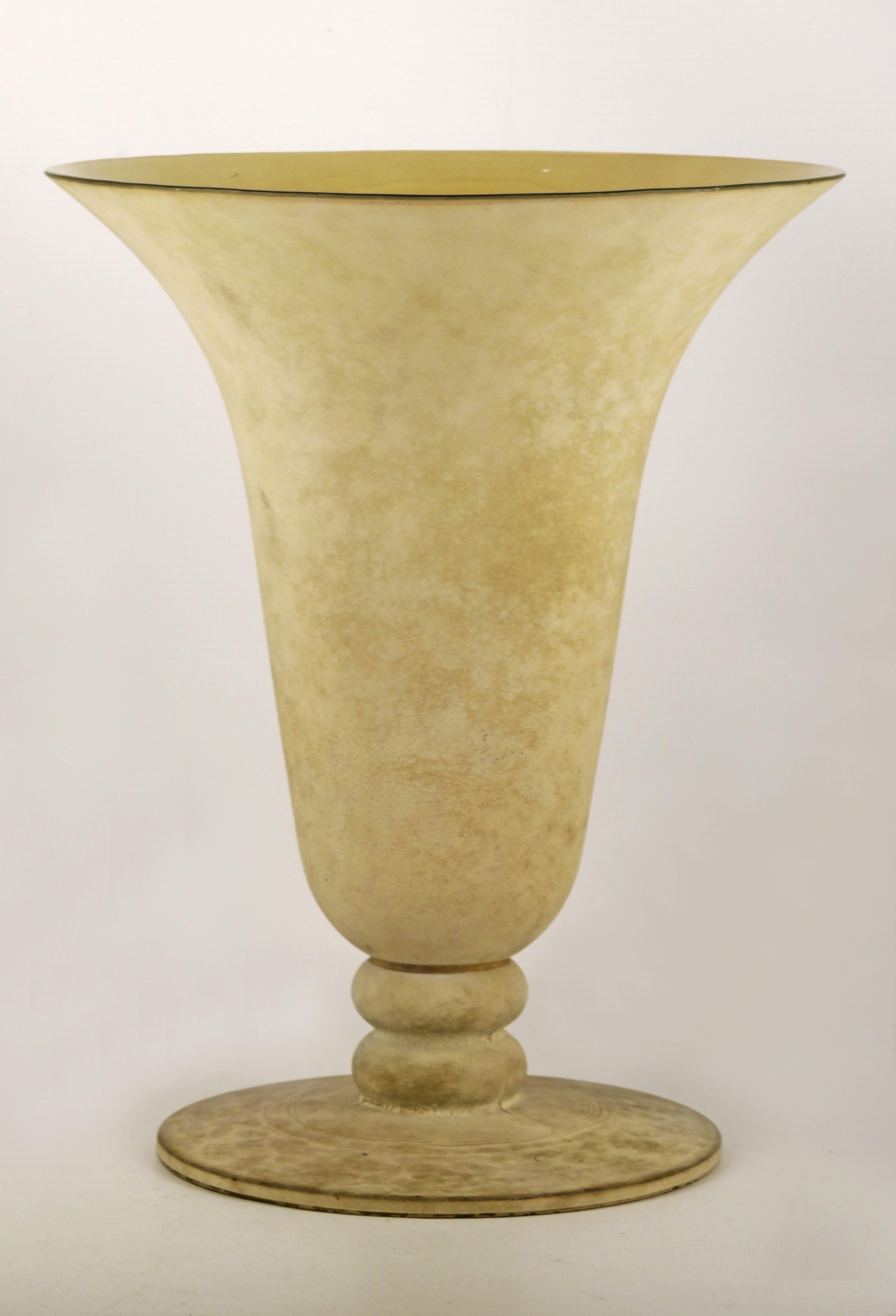 Early 20th century Modernist footed trumpet frosted glass broad vase by french decorator and designer André Groult

By: André Groult
Material: glass
Technique: glazed, cast, unglazed, frosted
Dimensions: 10 in x 12 in
Date: early 20th century, circa