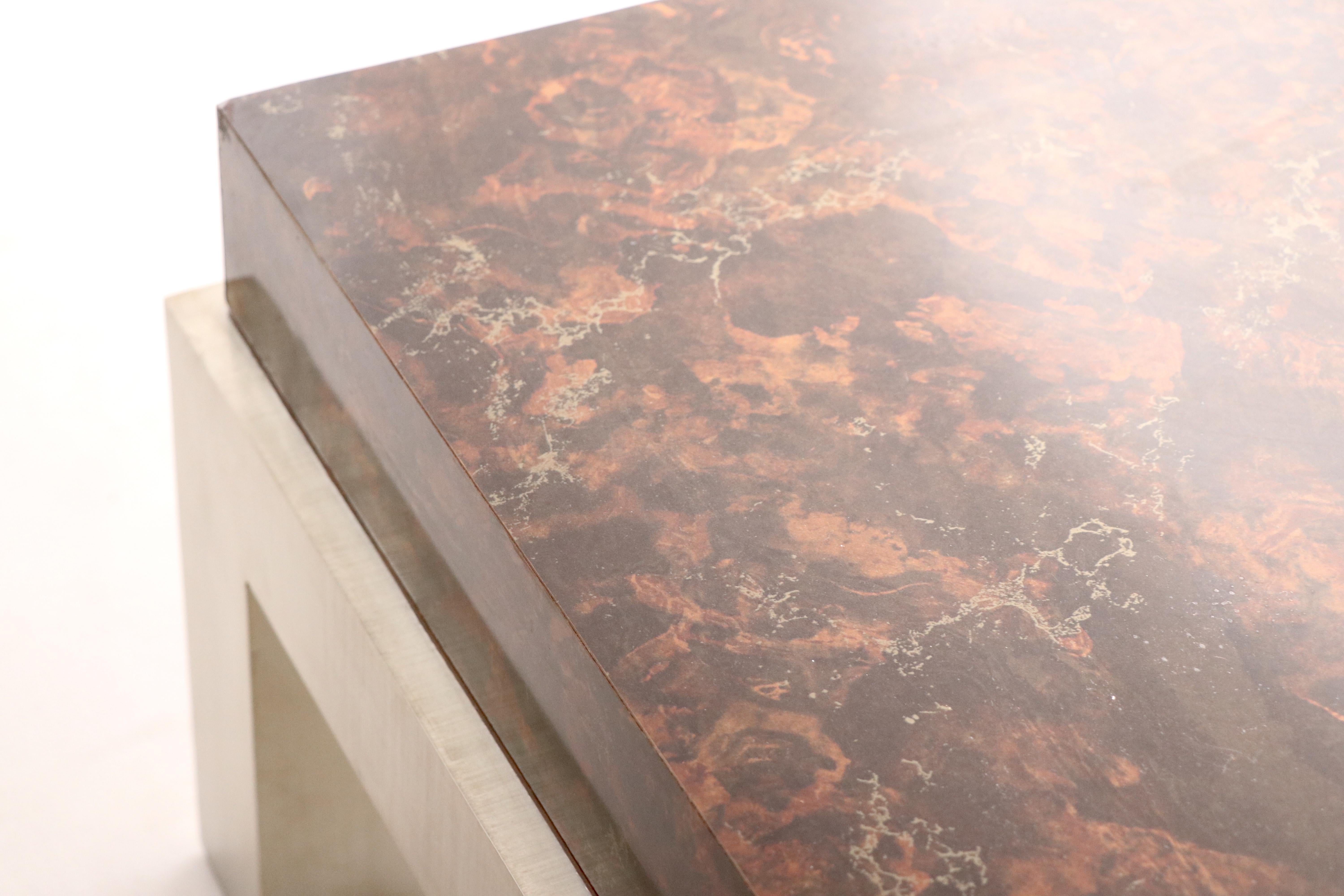 Postmoderne Table basse moderniste en formica et aluminium d'après Mayen en vente
