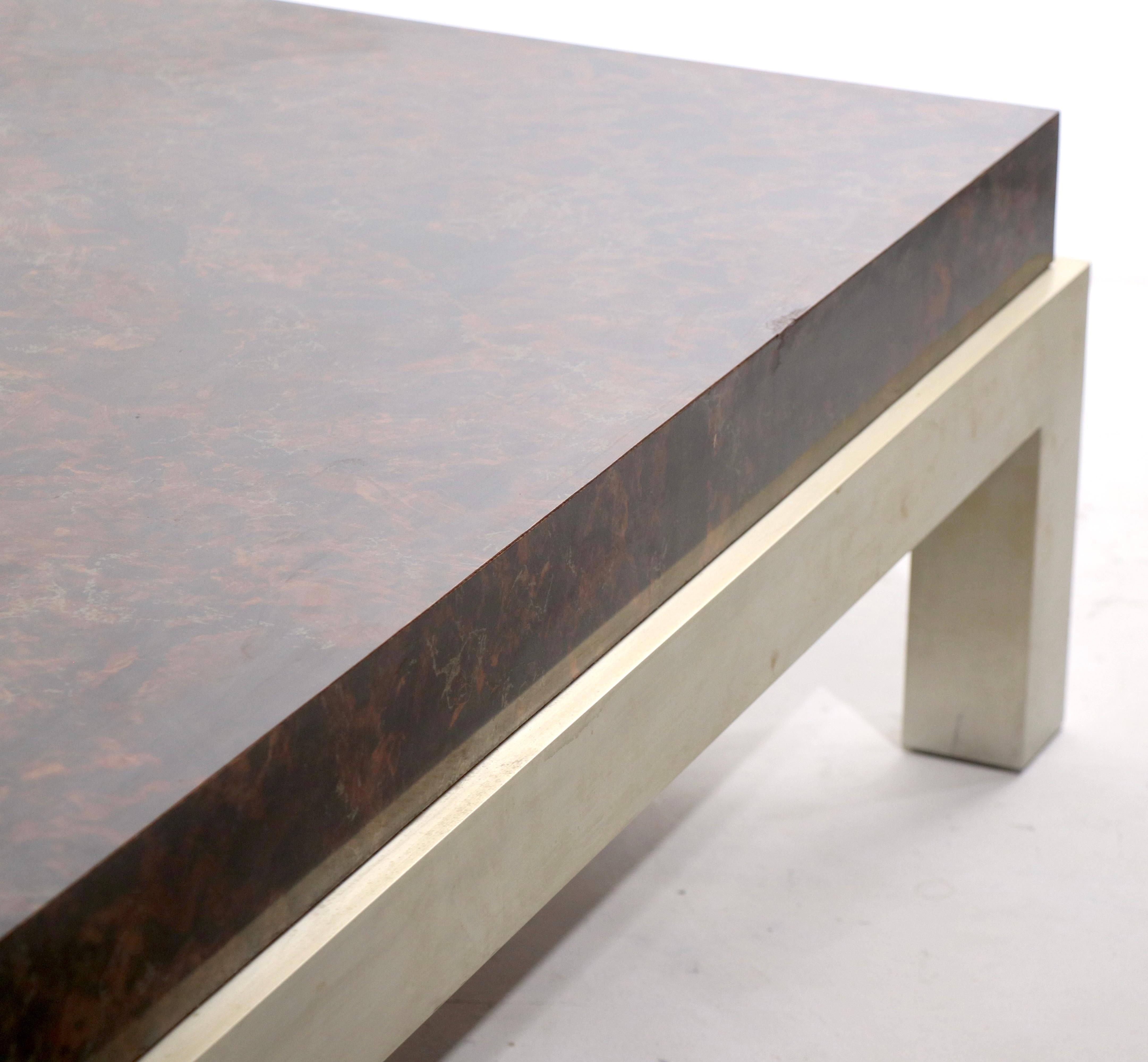 Aluminium Table basse moderniste en formica et aluminium d'après Mayen en vente