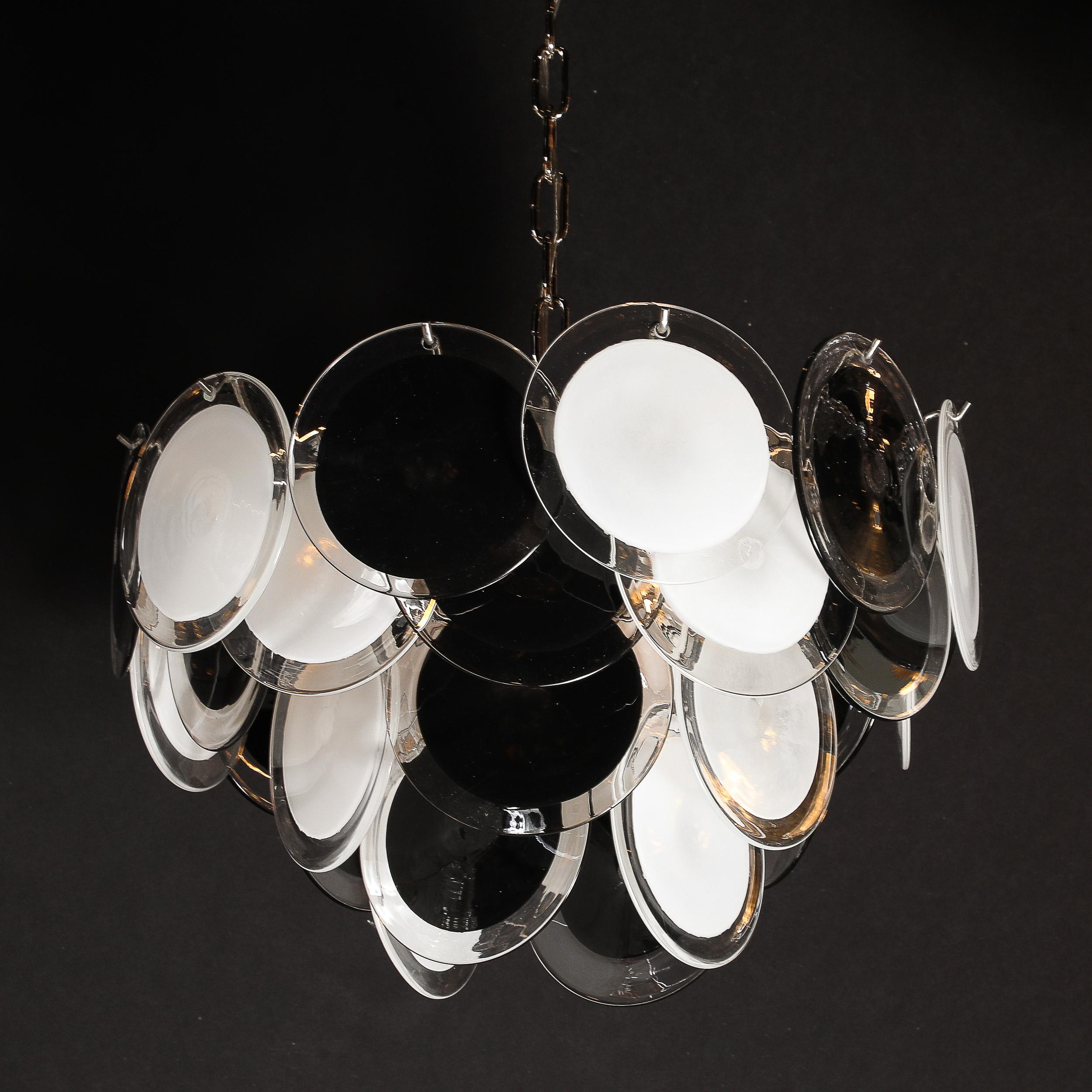 Lampadario modernista a disco di Murano soffiato a mano a quattro livelli in bianco e nero in vendita 7